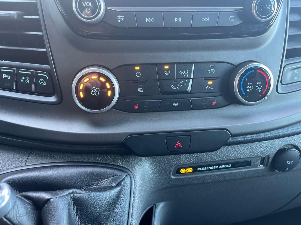 Billede af Ford Transit Custom 300 L2H1 2,0 TDCi Trend 130HK Van 6g