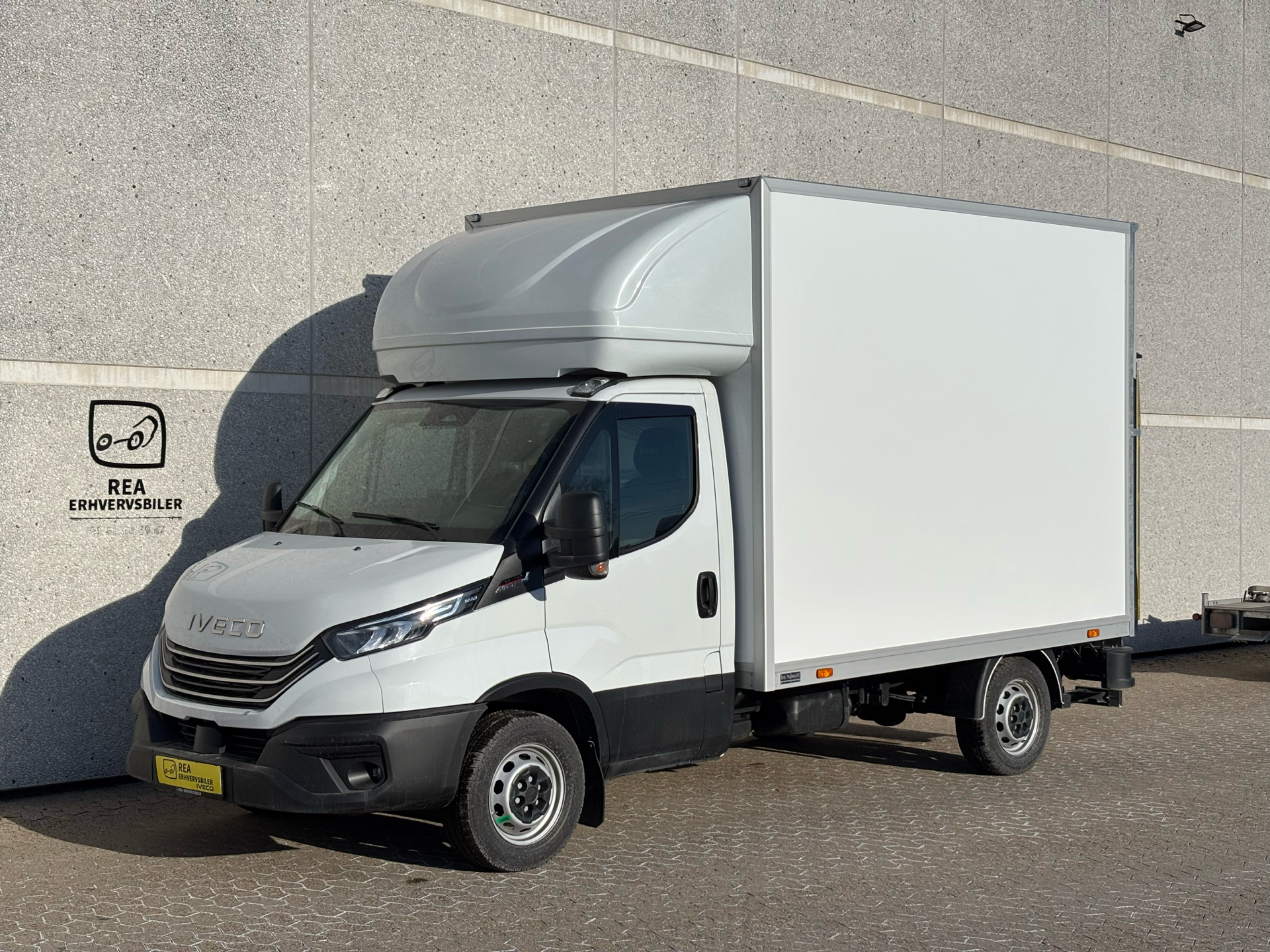 Billede af Iveco Daily 35S18 3750mm 3,0 D 180HK Ladv./Chas. 8g Aut.