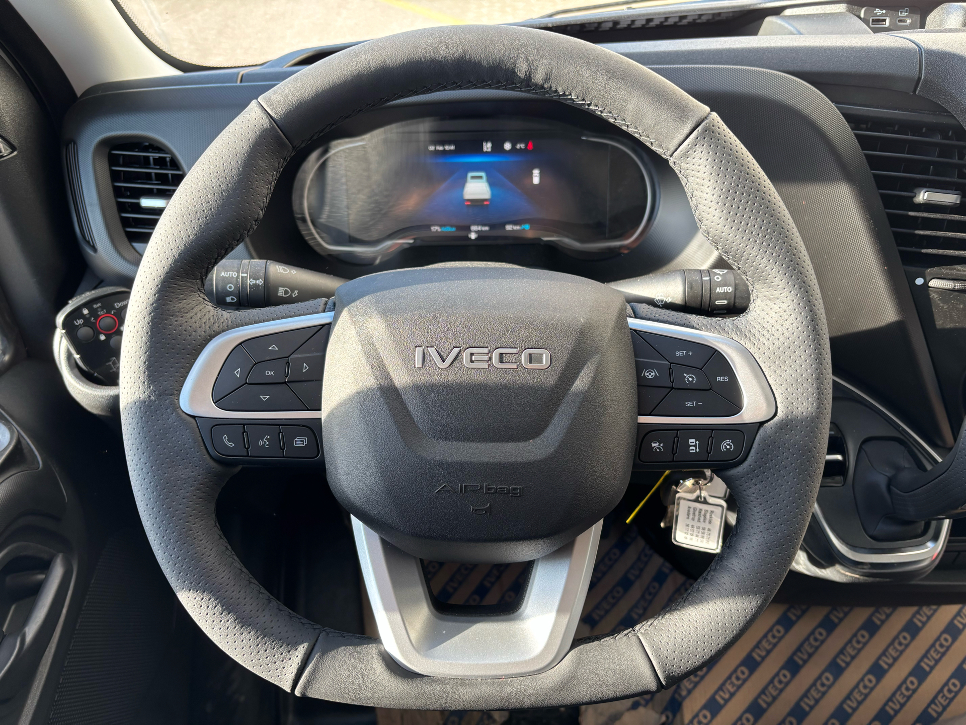 Billede af Iveco Daily 35S18 3750mm 3,0 D 180HK Ladv./Chas. 8g Aut.