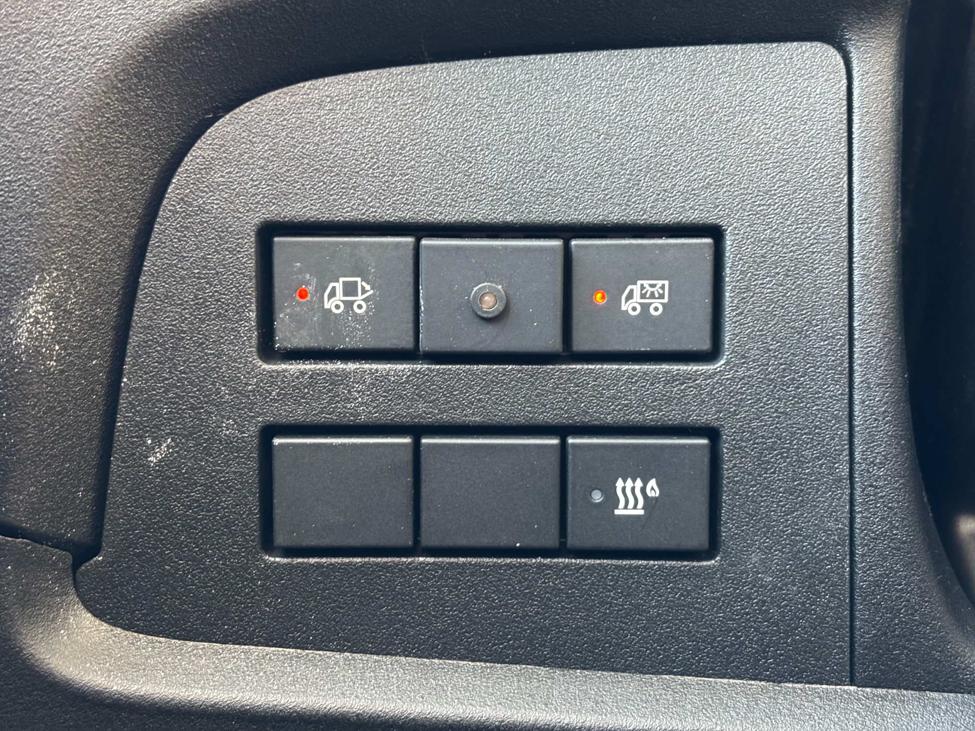 Billede af Iveco Daily 35S18 3750mm 3,0 D 180HK Ladv./Chas. 8g Aut.