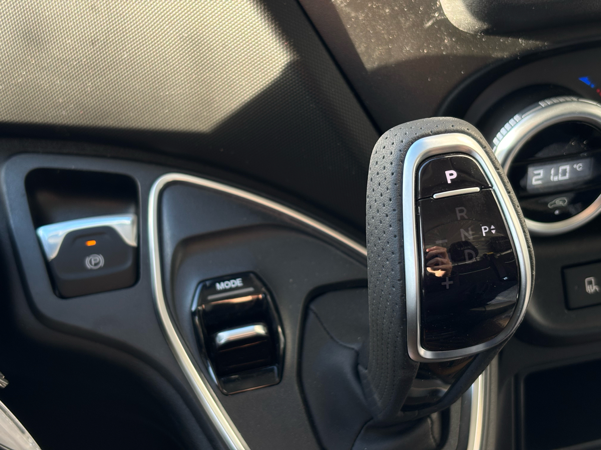 Billede af Iveco Daily 35S18 3750mm 3,0 D 180HK Ladv./Chas. 8g Aut.