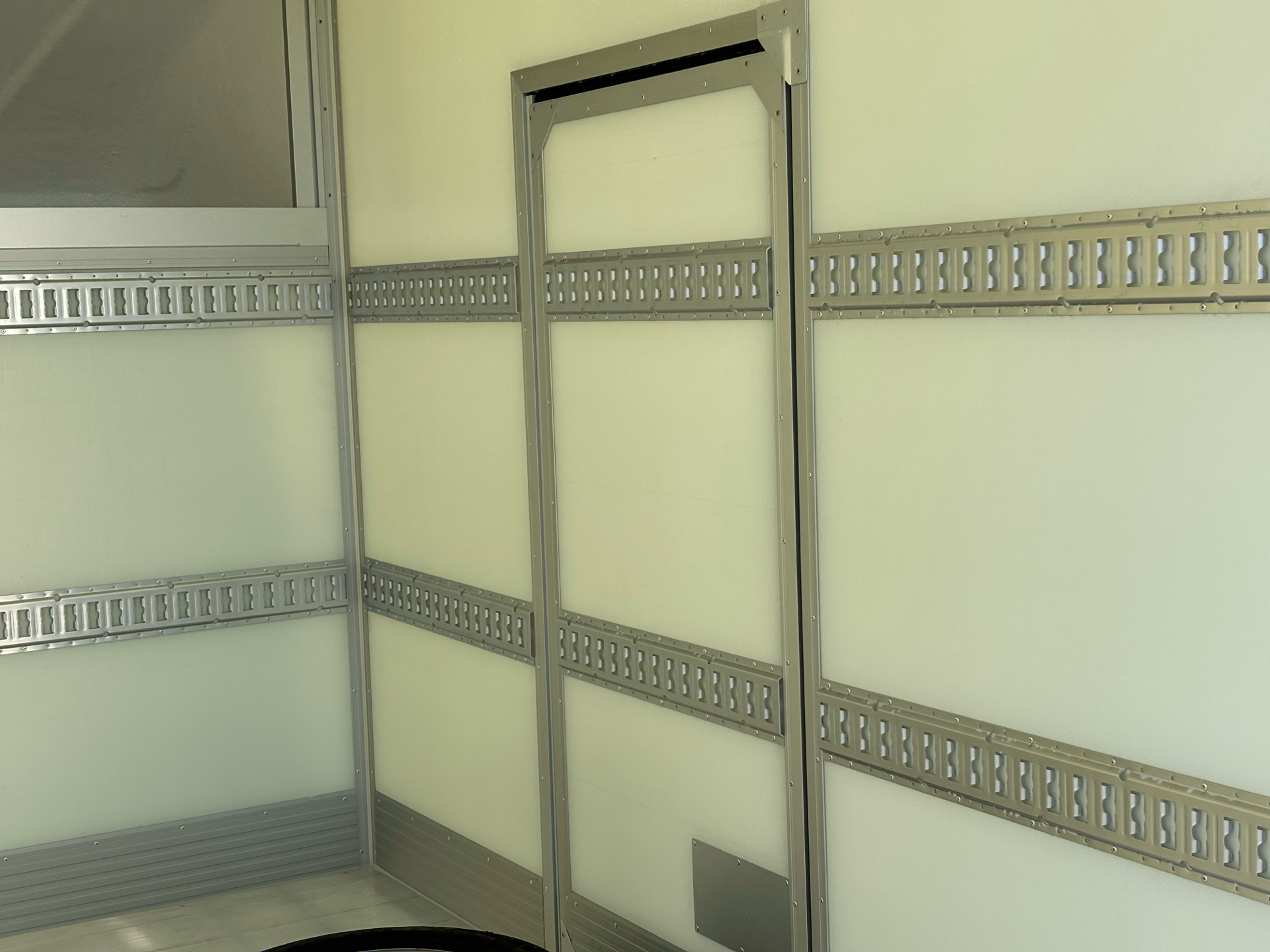 Billede af Iveco Daily 35S18 3750mm 3,0 D 180HK Ladv./Chas. 8g Aut.