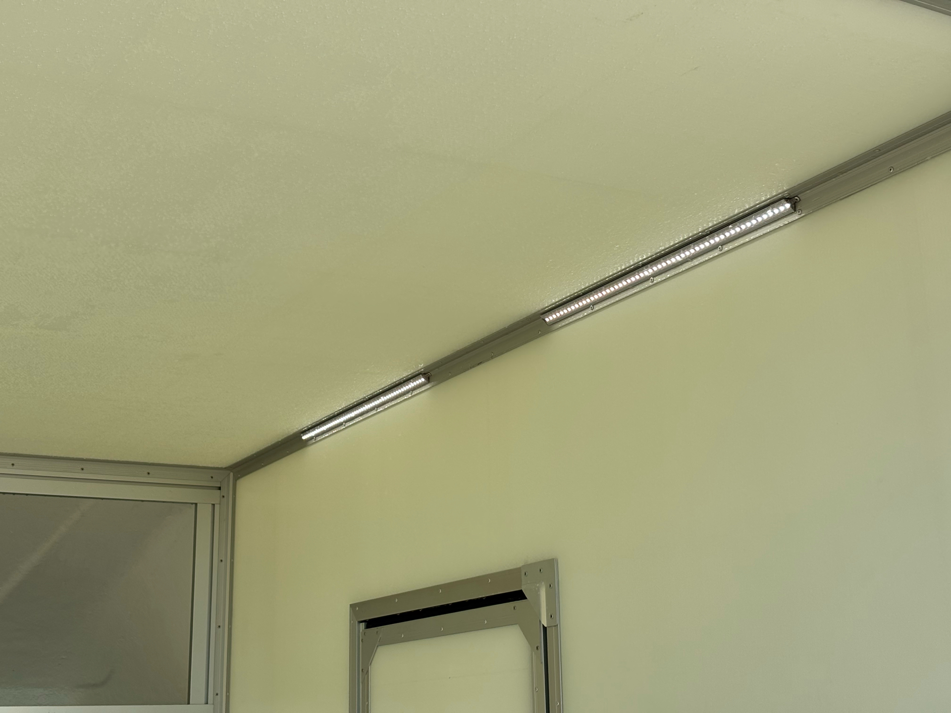 Billede af Iveco Daily 35S18 3750mm 3,0 D 180HK Ladv./Chas. 8g Aut.