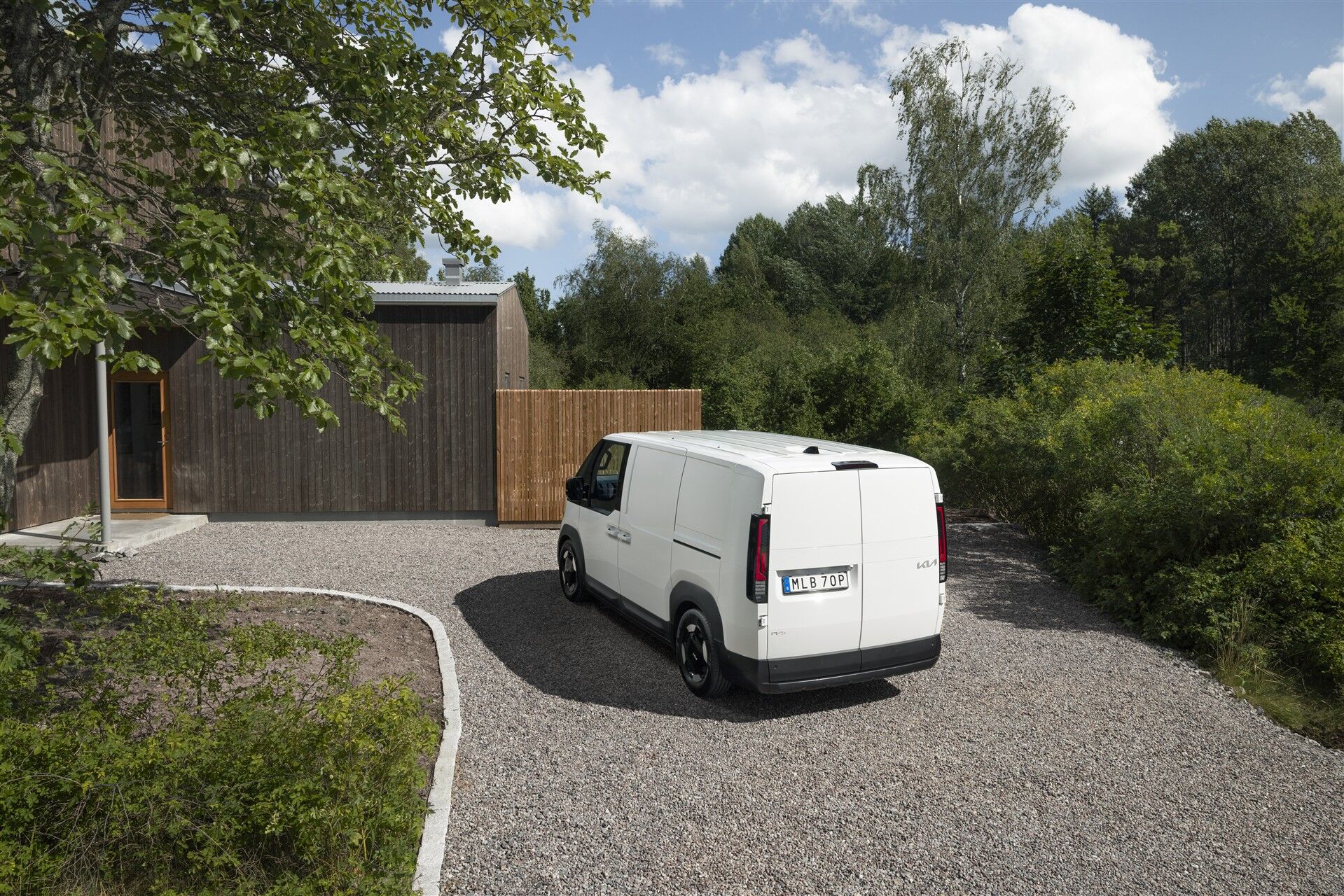 Billede af Kia PV5 Cargo L2H1 EL Standard Range Work 121HK Van Aut.