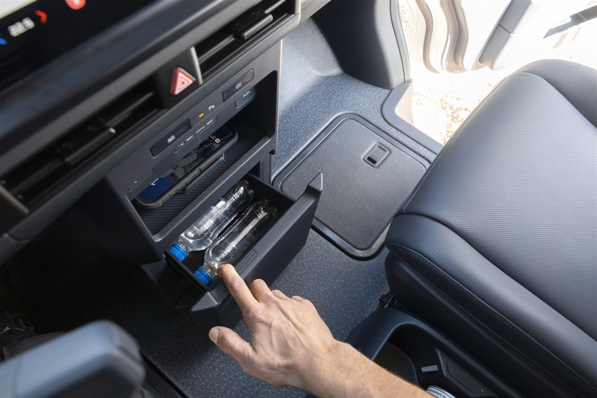 Billede af Kia PV5 Cargo L2H1 EL Standard Range Work 121HK Van Aut.