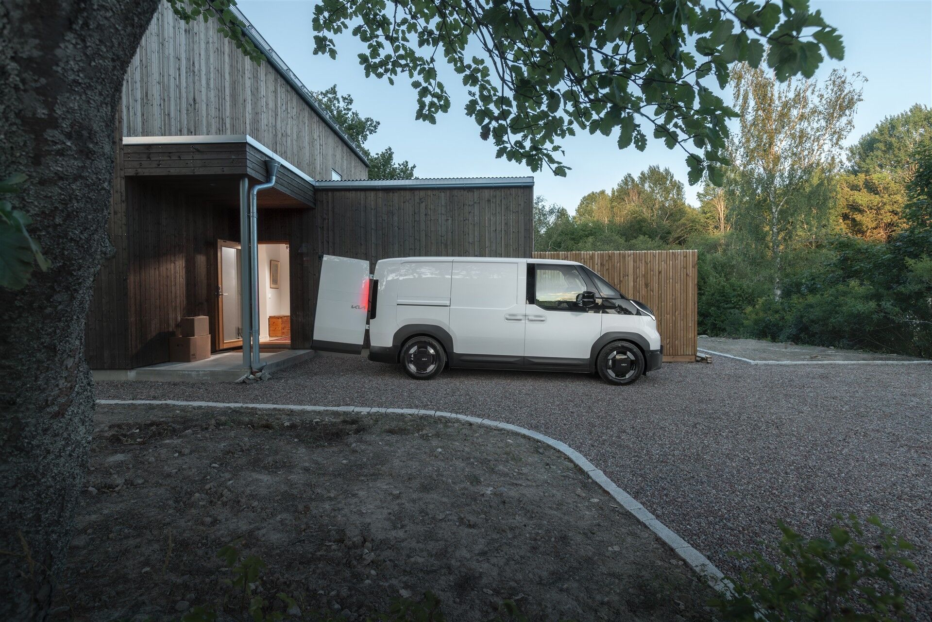 Billede af Kia PV5 Cargo L2H1 EL Standard Range Work 121HK Van Aut.