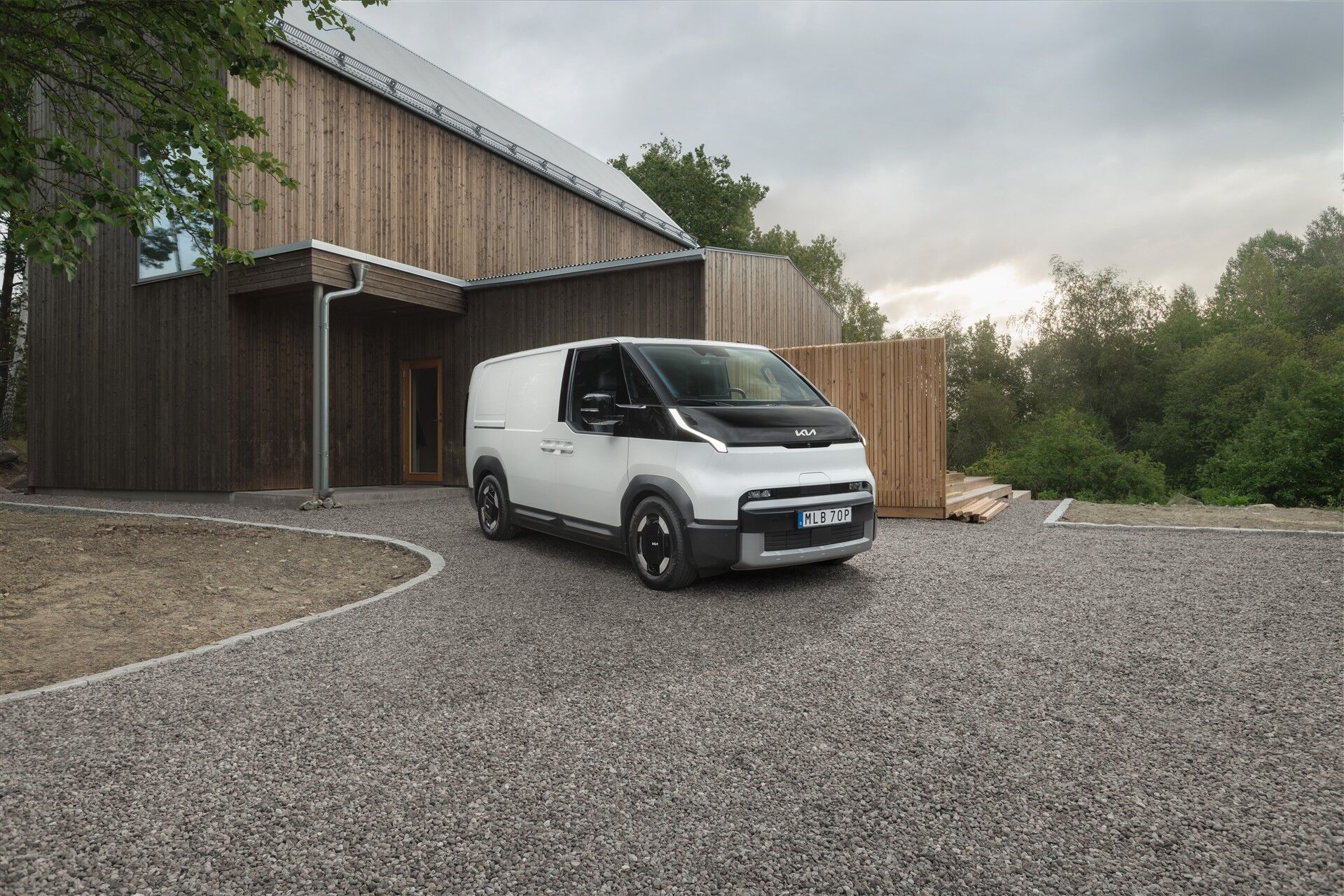 Billede af Kia PV5 Cargo L2H1 EL Standard Range Work 121HK Van Aut.