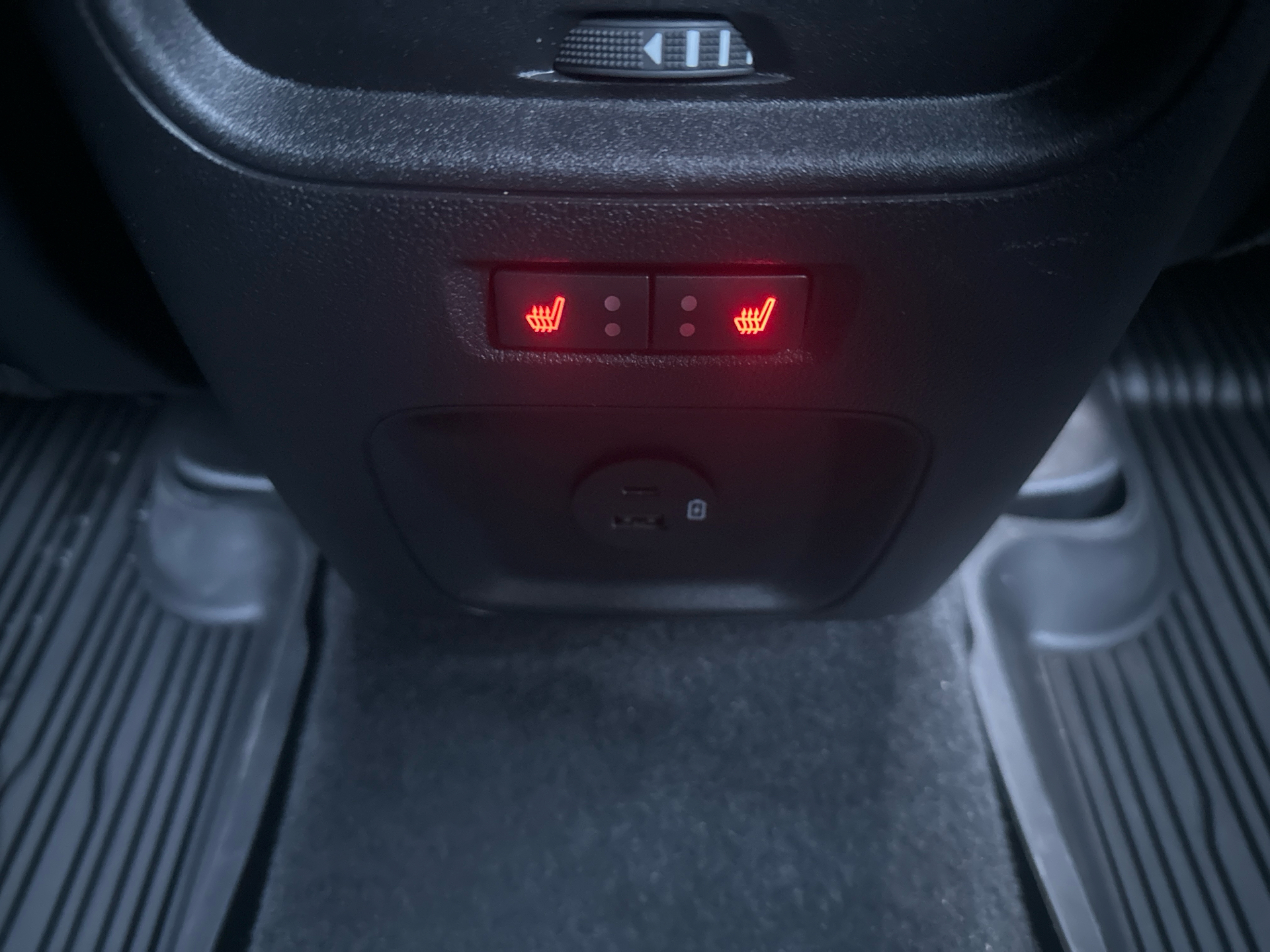 Billede af Ford Kuga 2,5 Plugin-hybrid ST-Line X CVT 225HK 5d Trinl. Gear