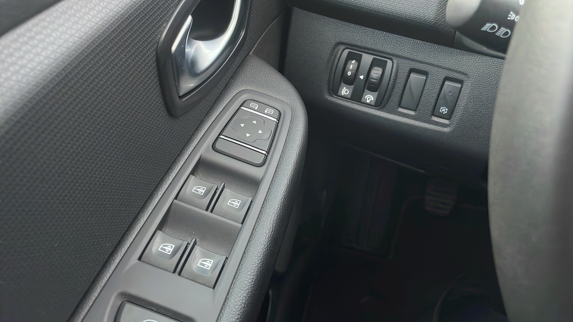 Billede af Renault Clio Sport Tourer 0,9 Energy TCe Zen 90HK Stc