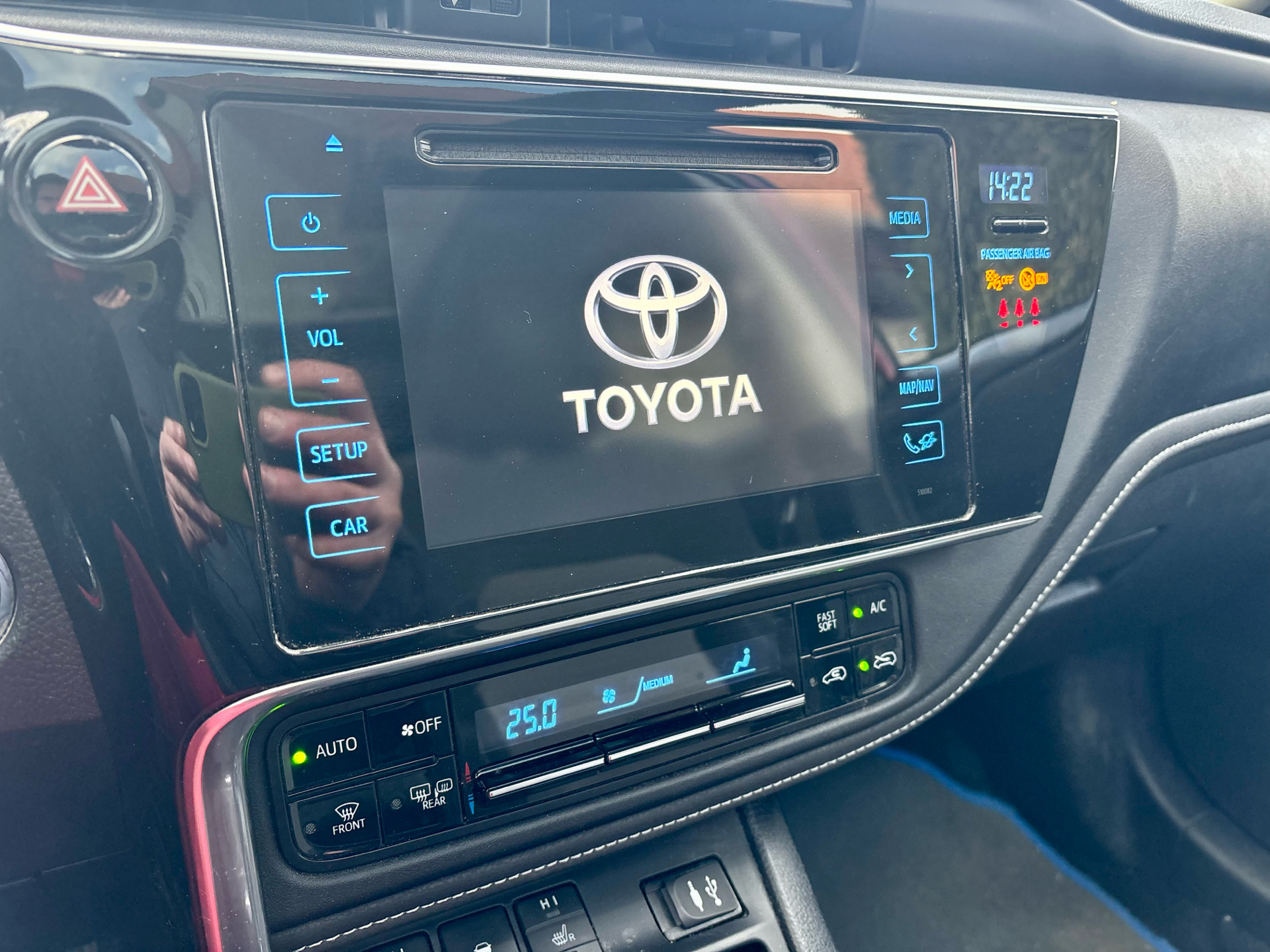 Billede af Toyota Auris Touring Sports 1,8 Hybrid Spirit 136HK Stc Aut.