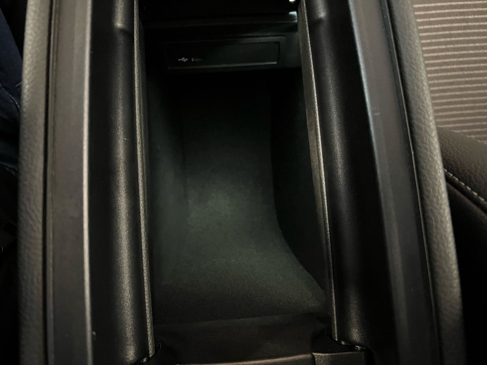 Billede af Mercedes-Benz EQA 250 EL Progressive 190HK 5d Aut.