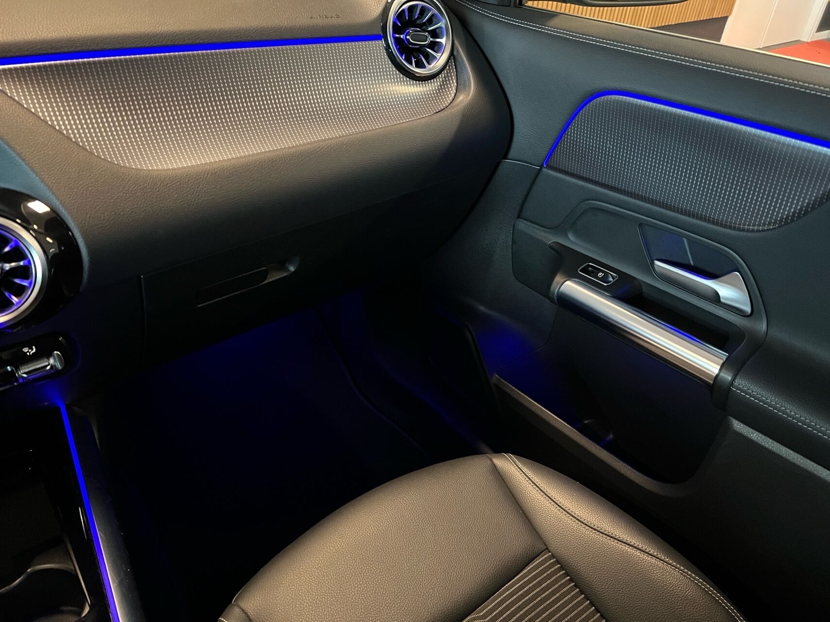 Billede af Mercedes-Benz EQA 250 EL Progressive 190HK 5d Aut.