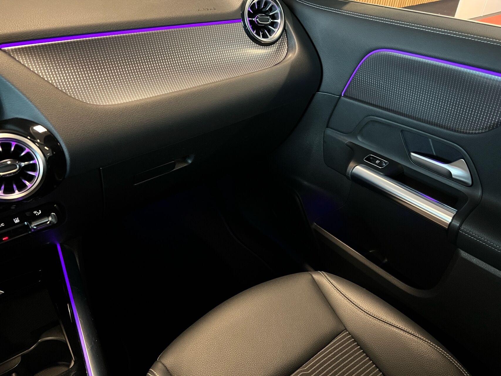 Billede af Mercedes-Benz EQA 250 EL Progressive 190HK 5d Aut.