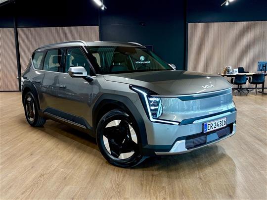 Kia EV9 EL Standard Range Upgrade 218HK 5d Aut.