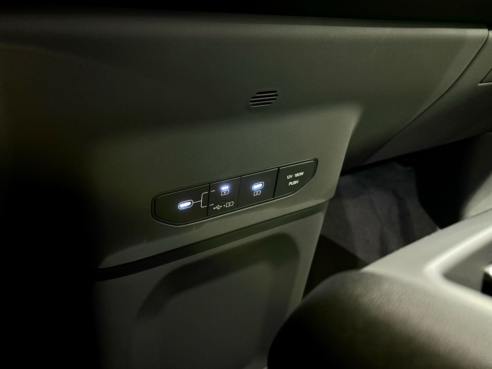 Billede af Kia EV9 EL Standard Range Upgrade 218HK 5d Aut.