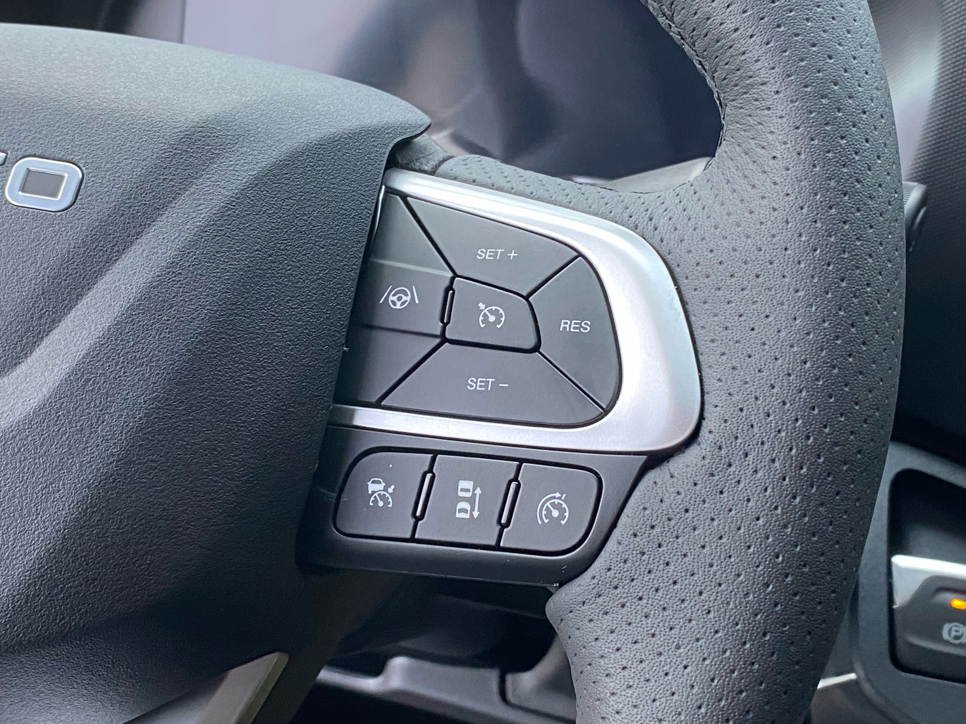 Billede af Iveco Daily 35S18 4100mm 3,0 D 180HK Ladv./Chas. 8g Aut.