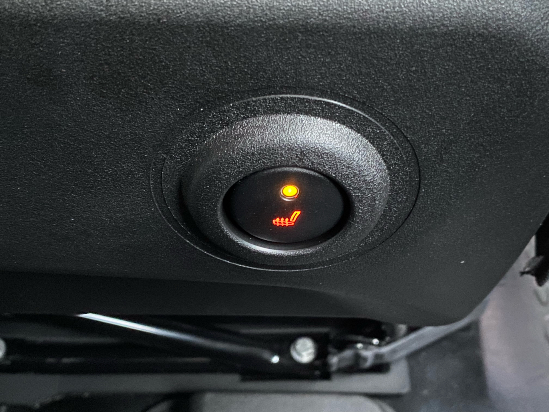 Billede af Iveco Daily 35S18 4100mm 3,0 D 180HK Ladv./Chas. 8g Aut.