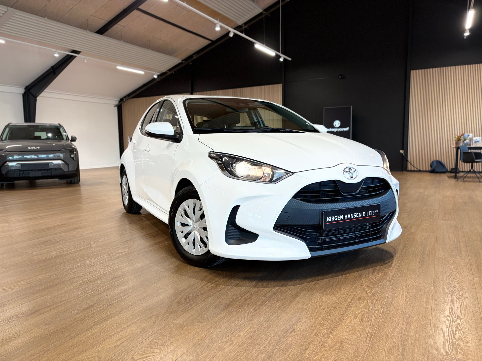 Billede af Toyota Yaris 1,0 VVT-I T1 72HK 5d