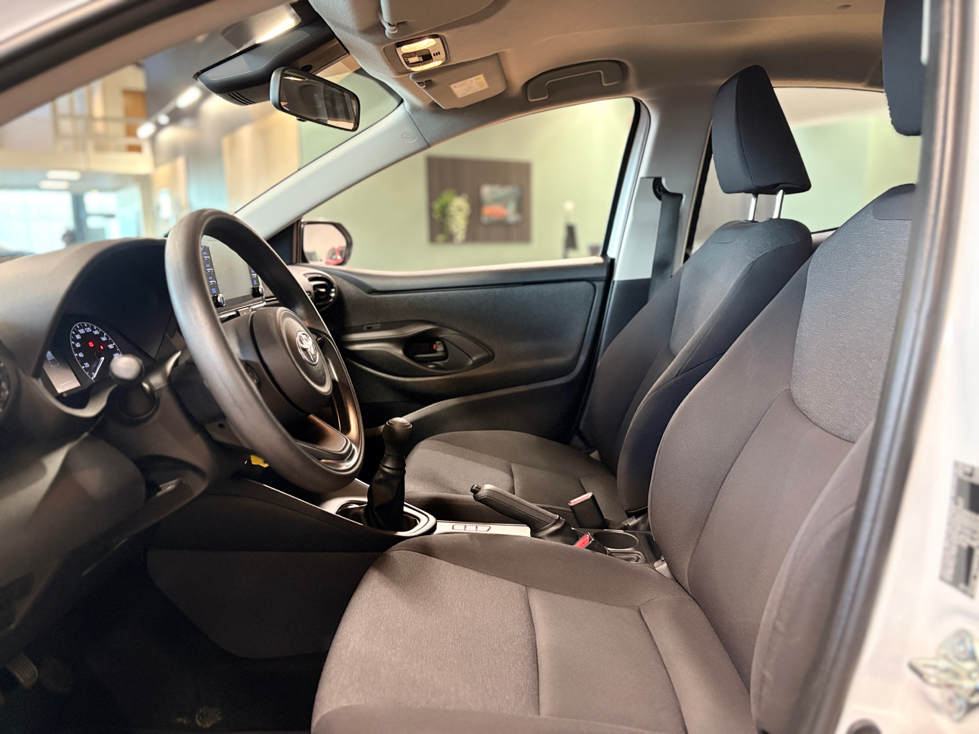 Billede af Toyota Yaris 1,0 VVT-I T1 72HK 5d