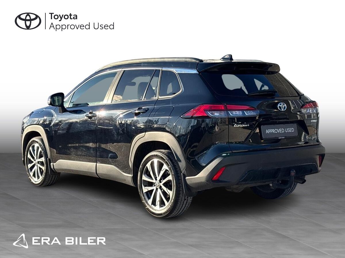 Billede af Toyota Corolla Cross 2,0 Hybrid Style E-CVT 197HK 5d Aut.