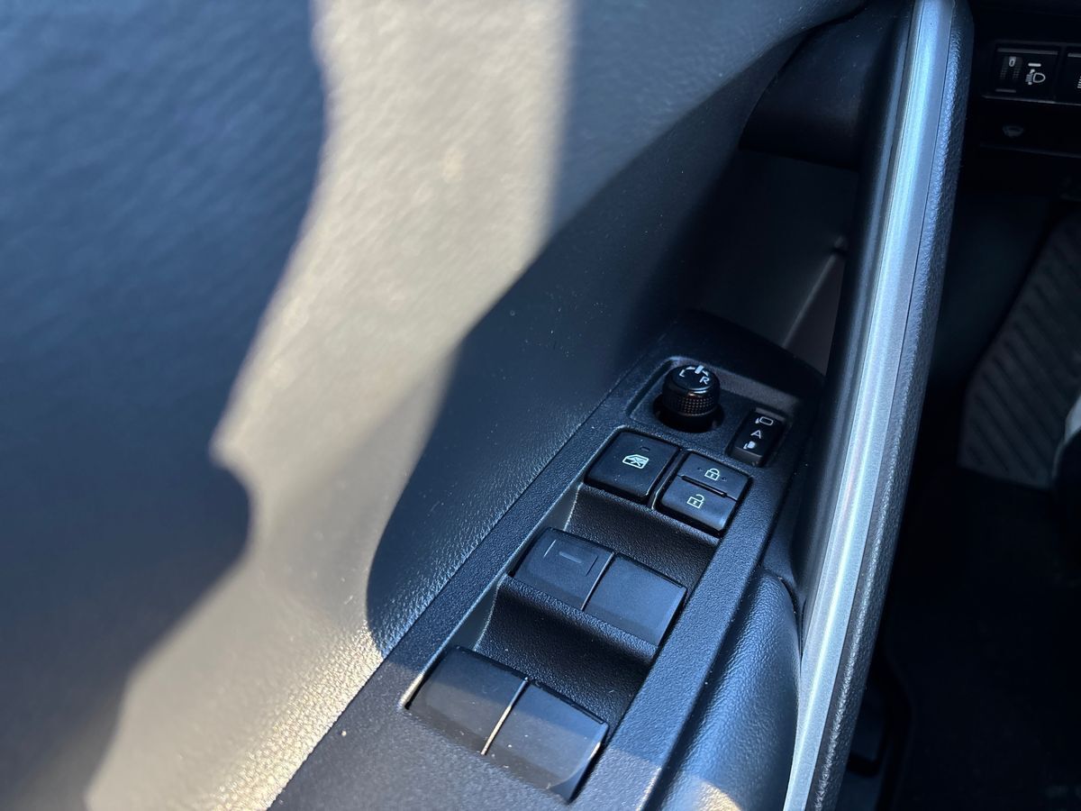 Billede af Toyota Corolla Cross 2,0 Hybrid Style E-CVT 197HK 5d Aut.