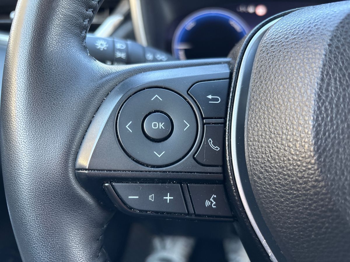 Billede af Toyota Corolla Cross 2,0 Hybrid Style E-CVT 197HK 5d Aut.