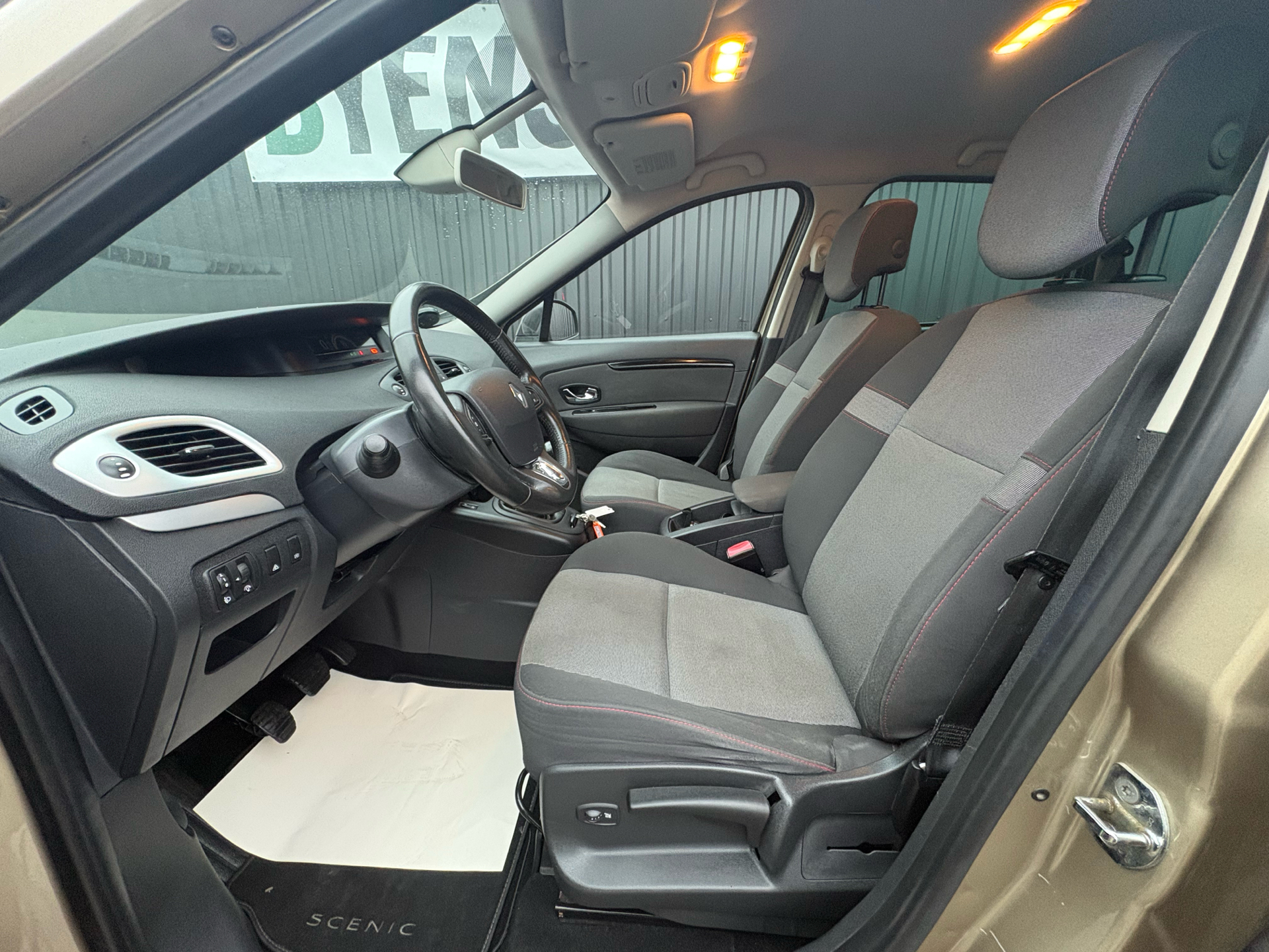 Billede af Renault Grand Scénic 7 pers. 1,6 DCI FAP Expression start/stop 130HK 6g