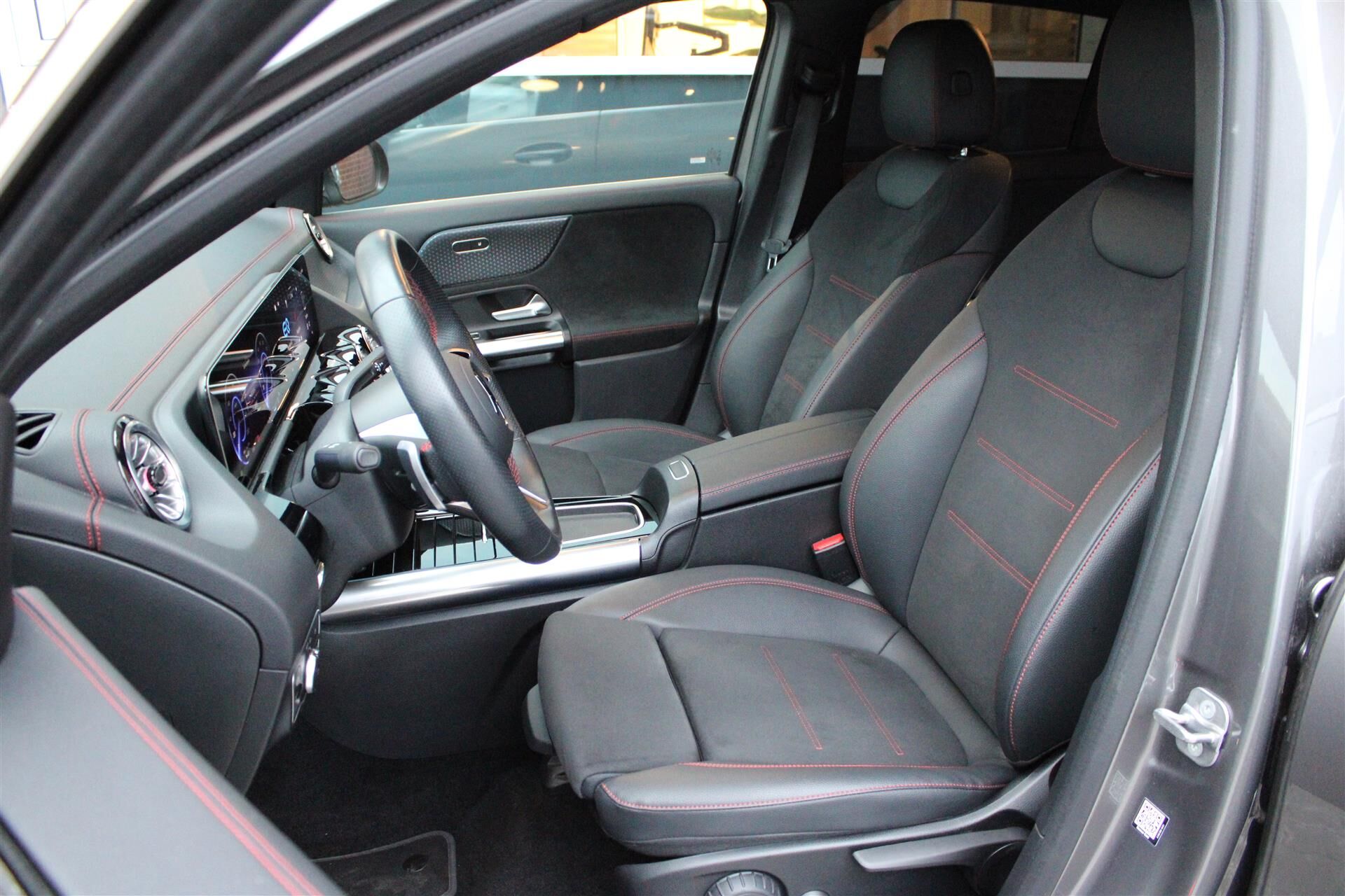 Billede af Mercedes-Benz EQA 350 EL AMG Advance 4Matic 292HK 5d Aut.