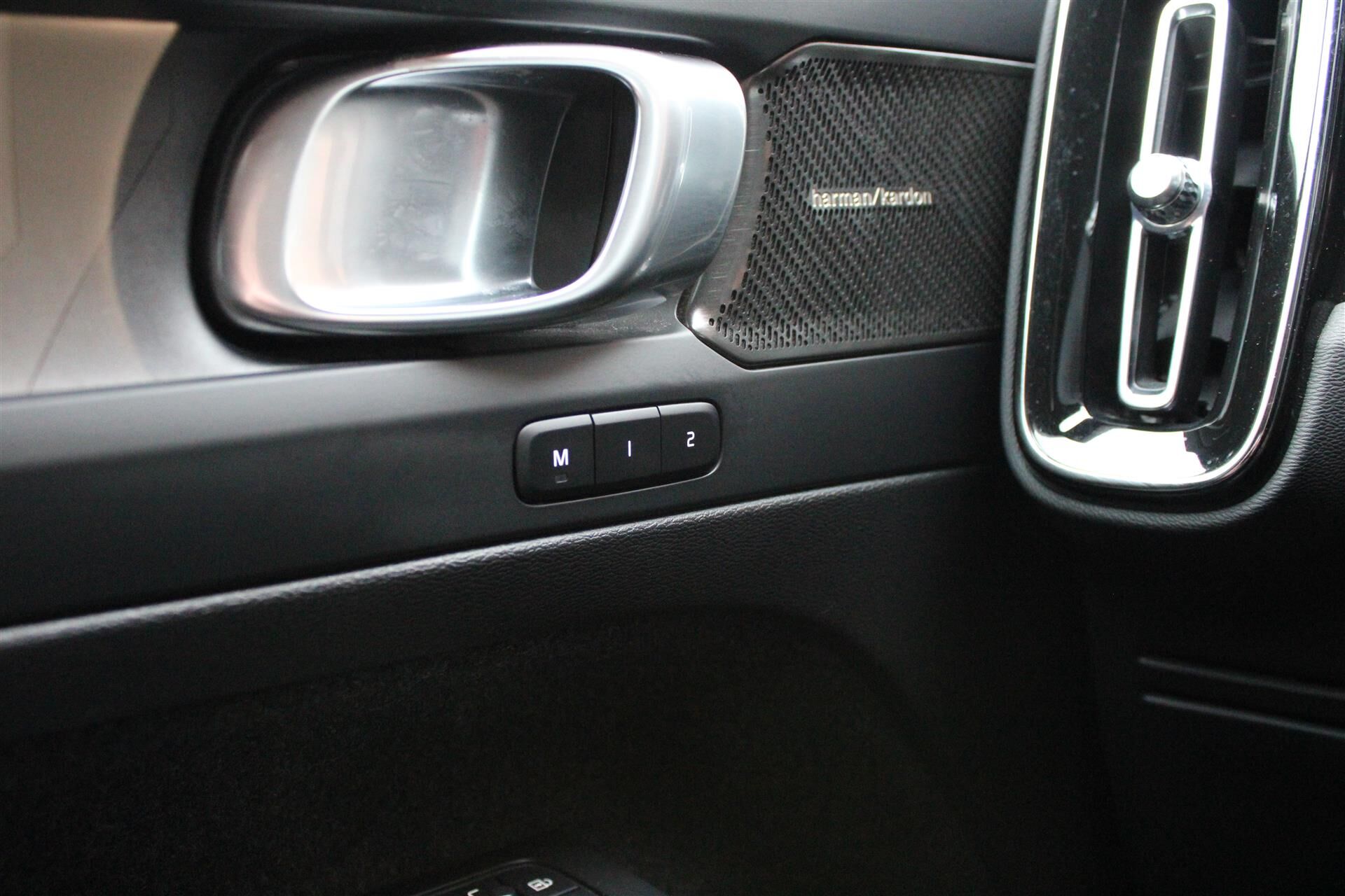 Billede af Volvo C40 P8 Recharge Twin Ultimate AWD 408HK 4d Aut.