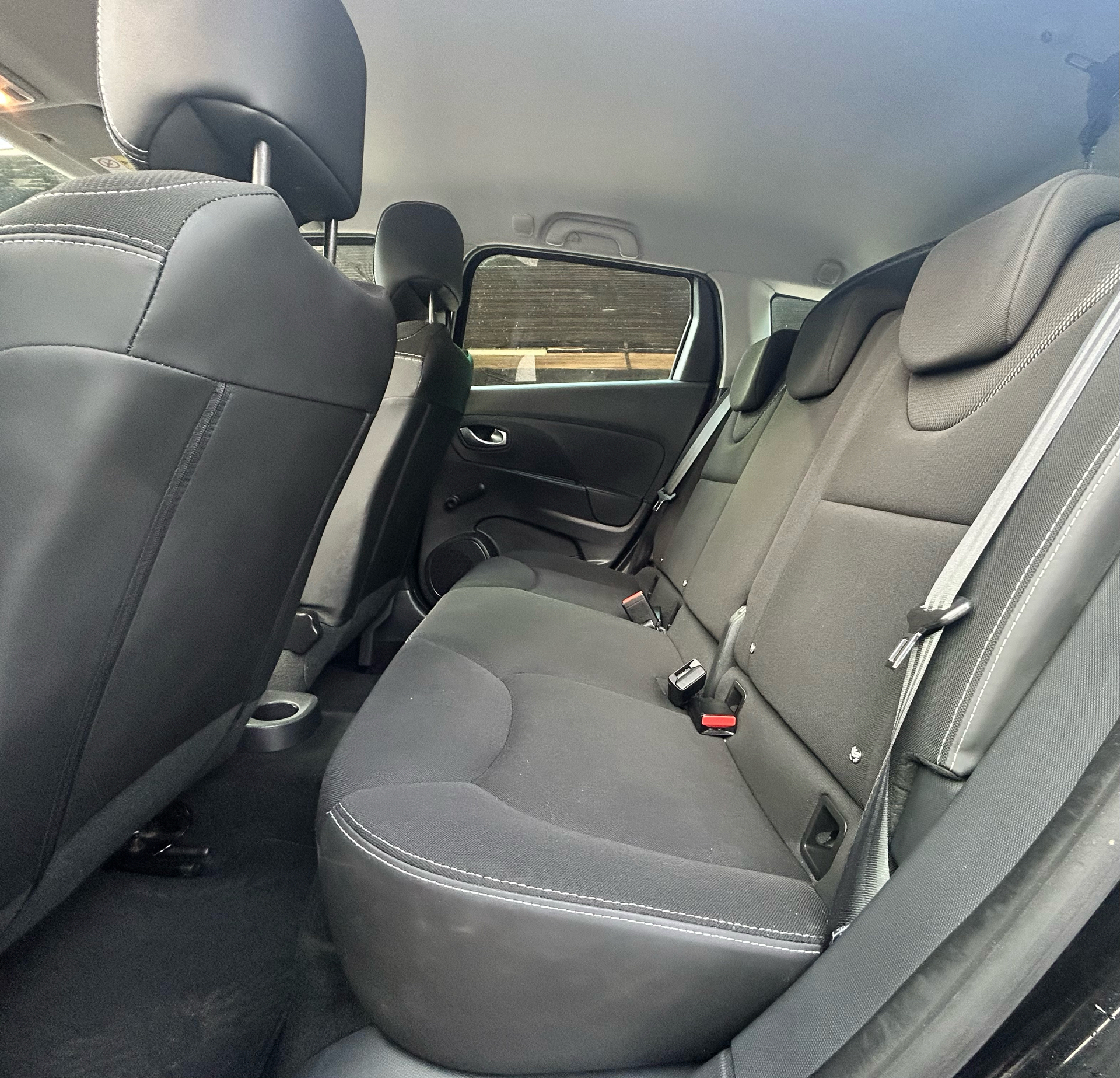 Billede af Renault Clio Sport Tourer 0,9 TCE Expression Energy 90HK Stc