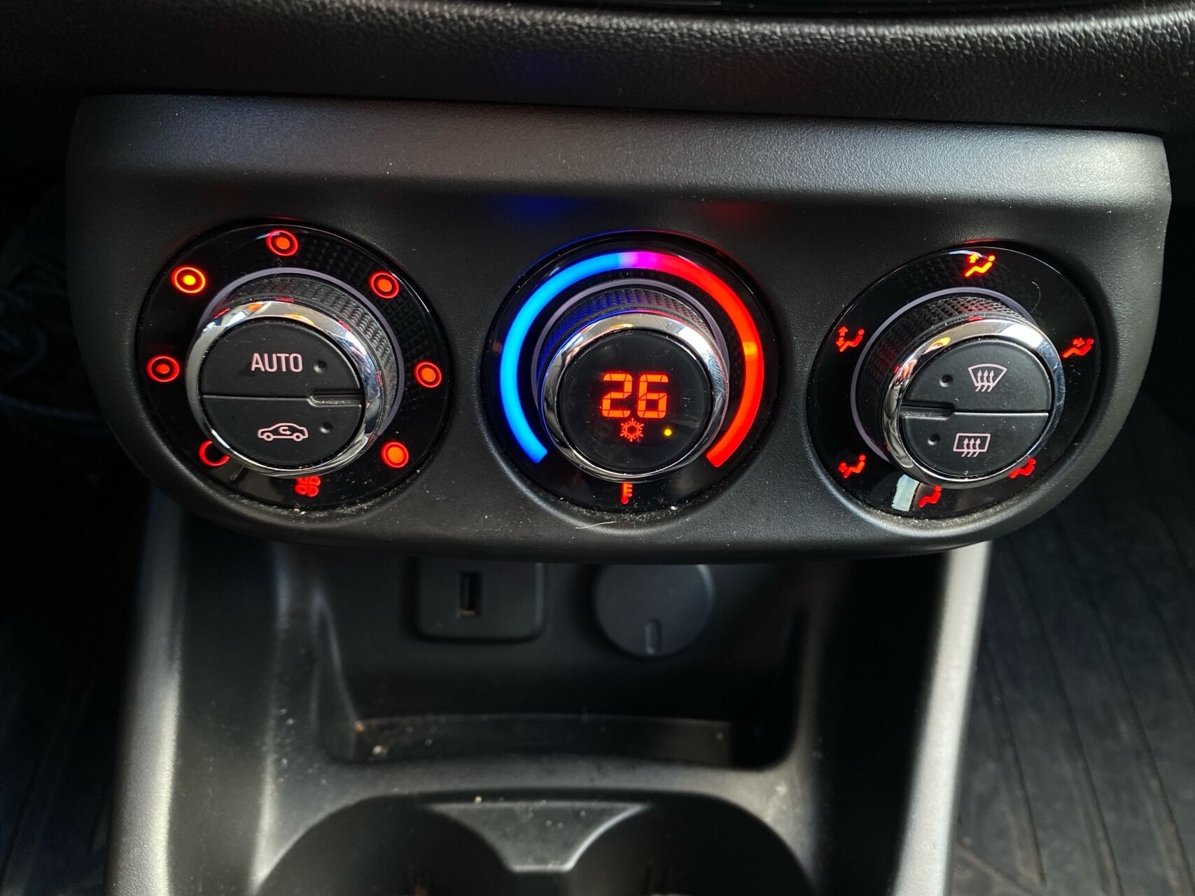 Billede af Opel Corsa 1,4 Enjoy Start/Stop 90HK 5d