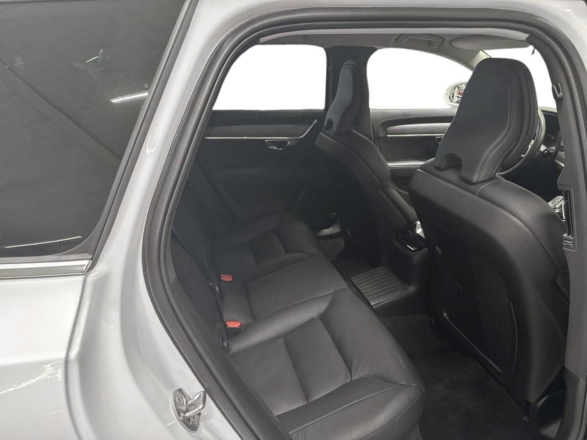 Billede af Volvo V90 2,0 T6 Recharge  Plugin-hybrid Inscription AWD 350HK Stc 8g Aut.