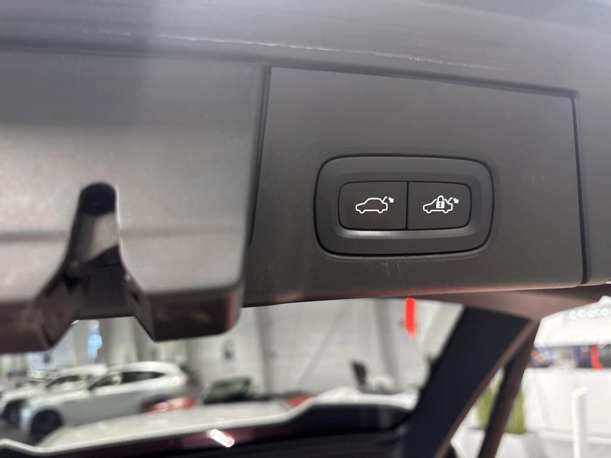 Billede af Volvo V90 2,0 T6 Recharge  Plugin-hybrid Inscription AWD 350HK Stc 8g Aut.