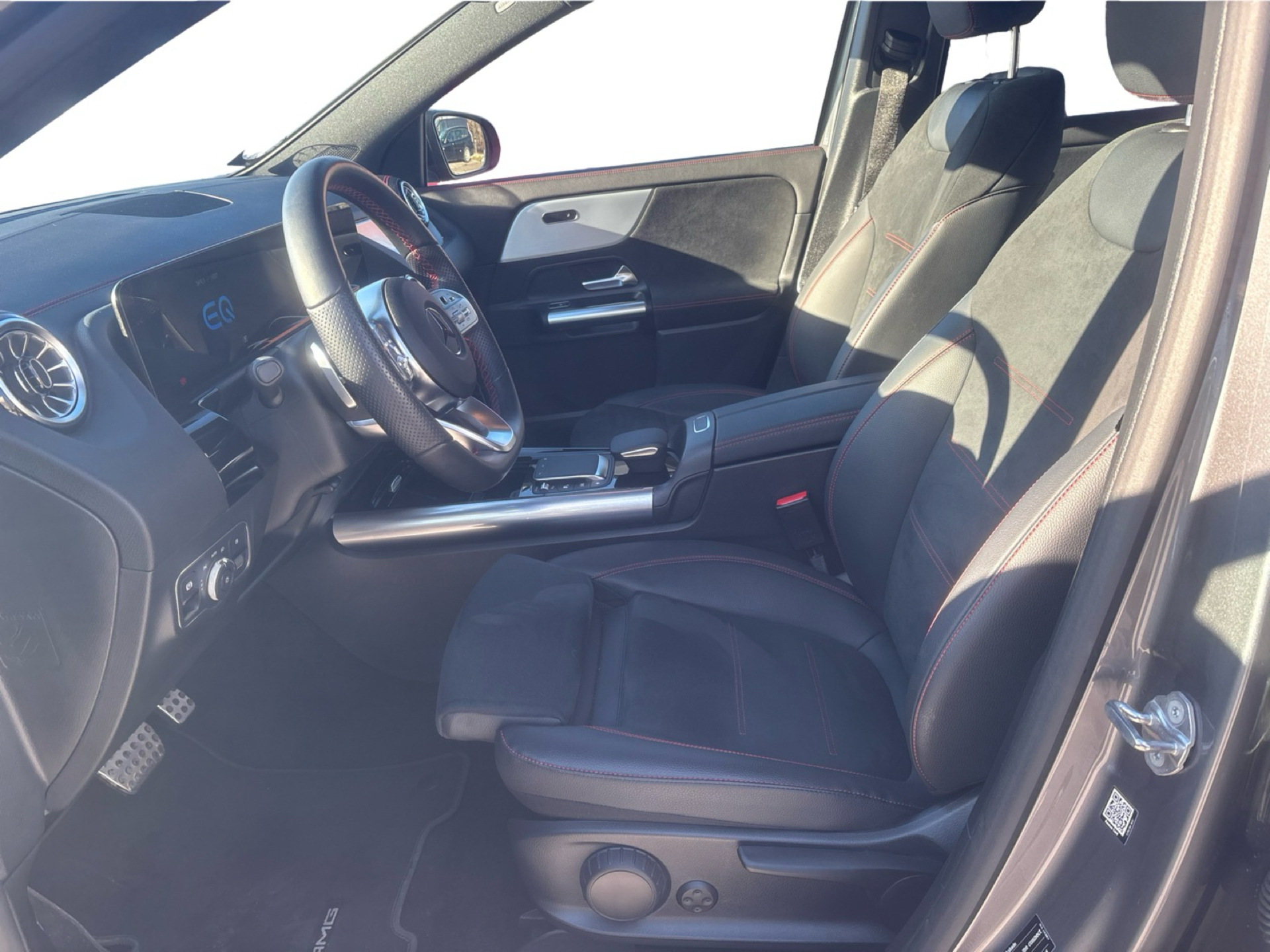 Billede af Mercedes-Benz EQA 350 EL AMG Premium 4Matic 292HK 5d Aut.