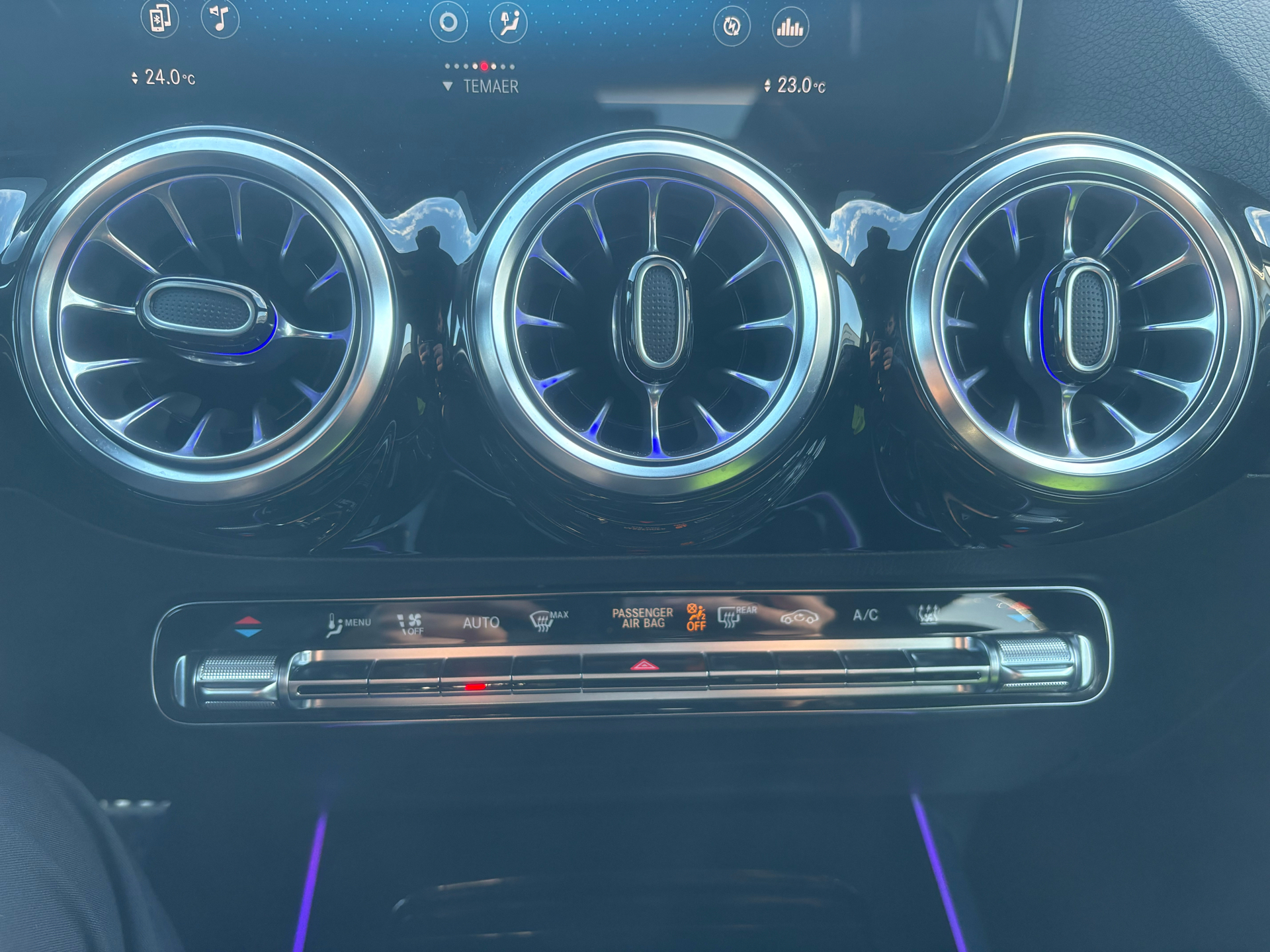 Billede af Mercedes-Benz EQA 350 EL AMG Premium 4Matic 292HK 5d Aut.