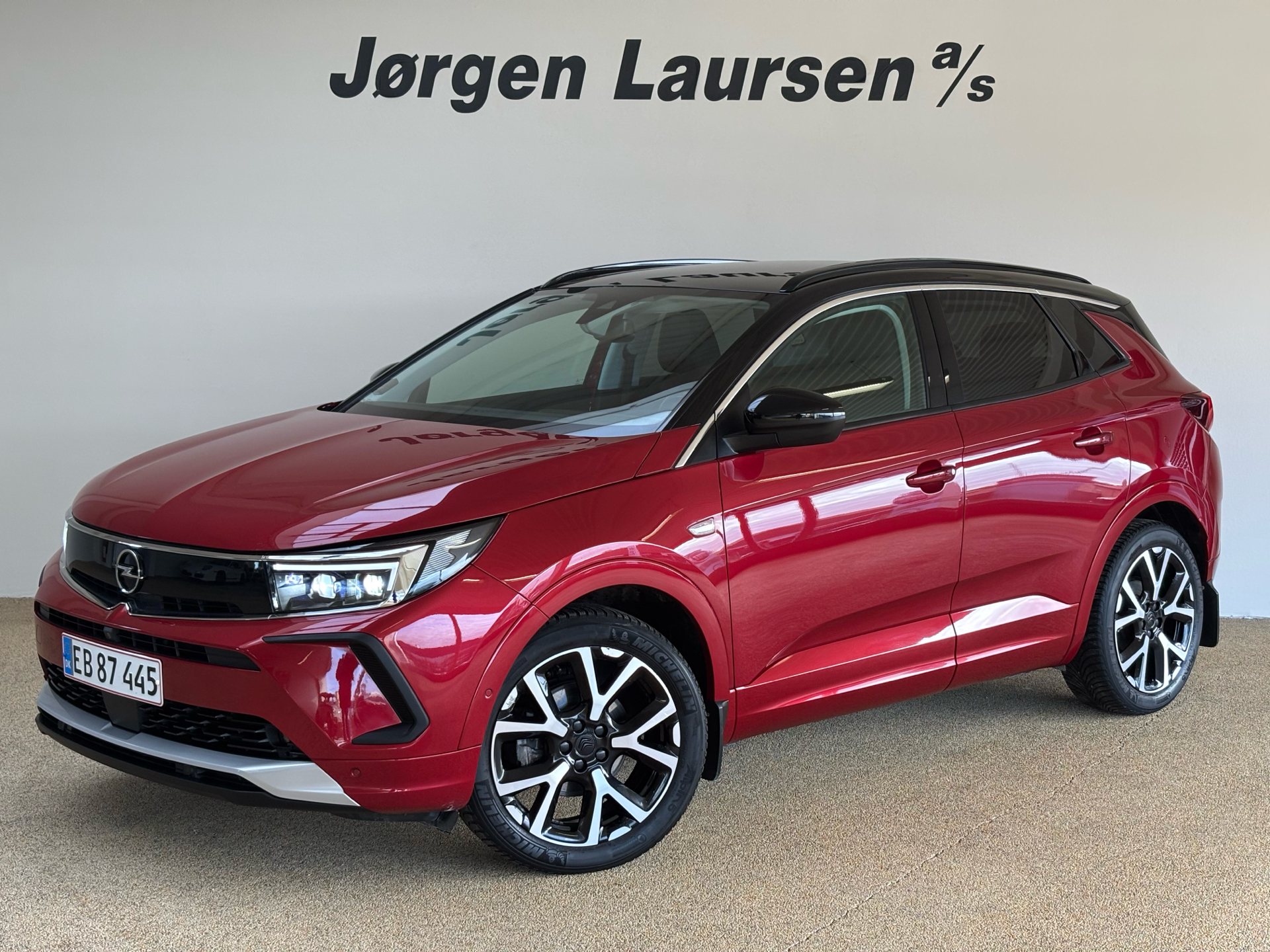 Billede af Opel Grandland 1,5 BlueHDi Elegance EAT8 130HK 5d 8g Aut.