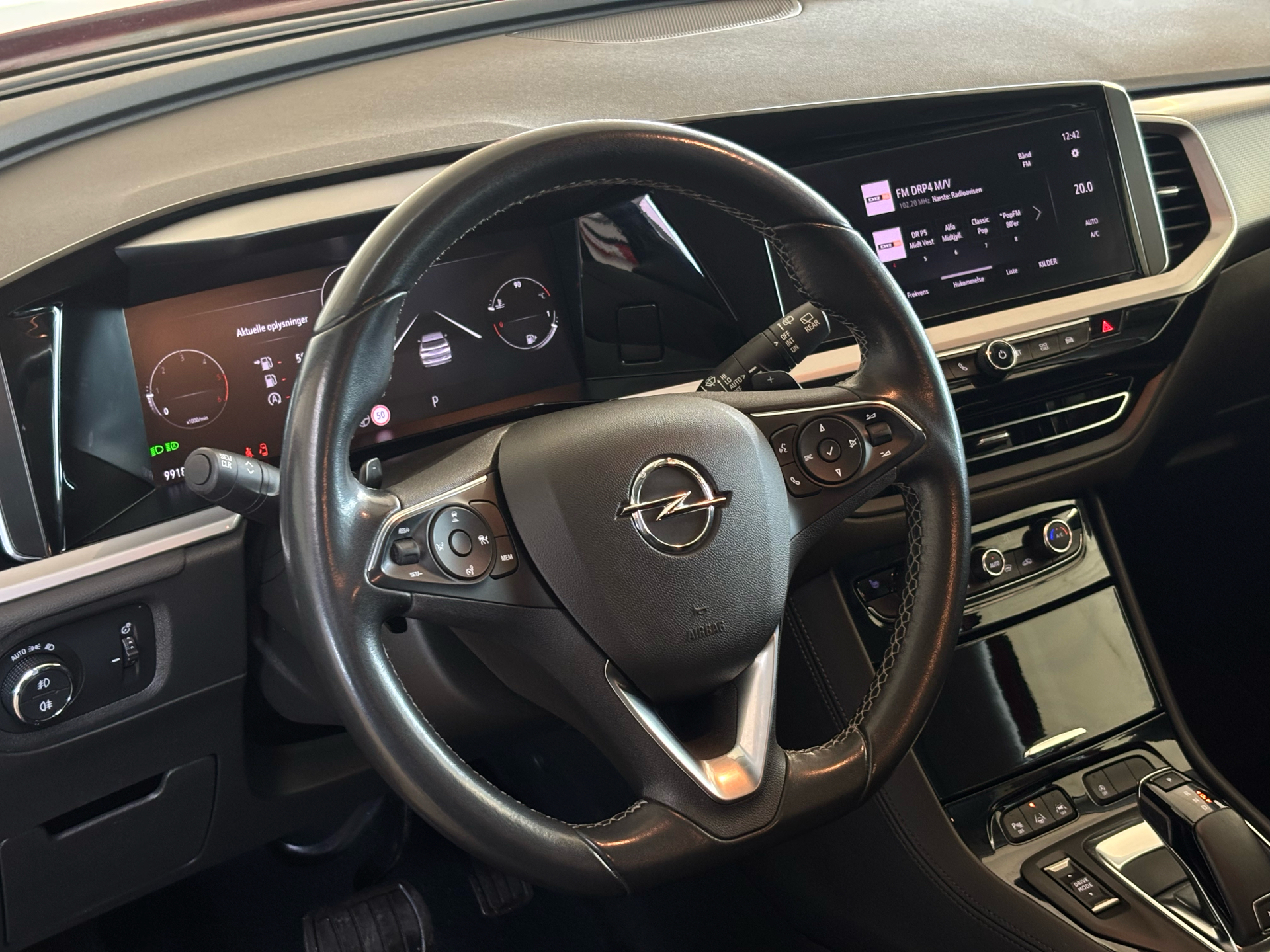 Billede af Opel Grandland 1,5 BlueHDi Elegance EAT8 130HK 5d 8g Aut.