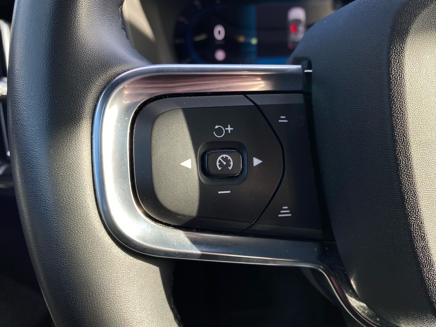 Billede af Volvo C40 P6 Recharge Core 231HK 4d Aut.