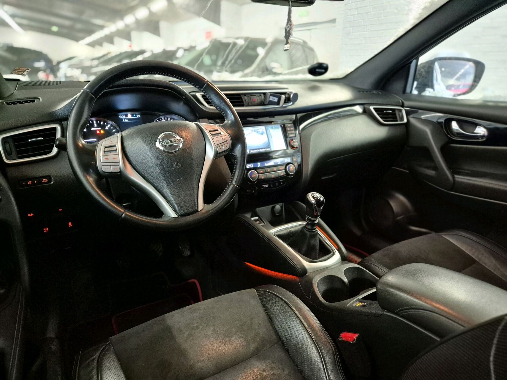 Billede af Nissan Qashqai 1,5 DCi N-Vision 110HK 5d 6g