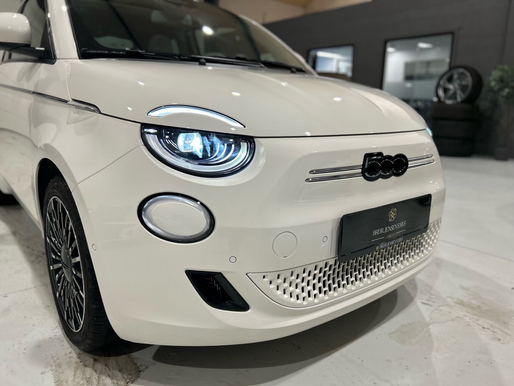 Billede af Fiat 500e EL La Prima 118HK 3d Aut.
