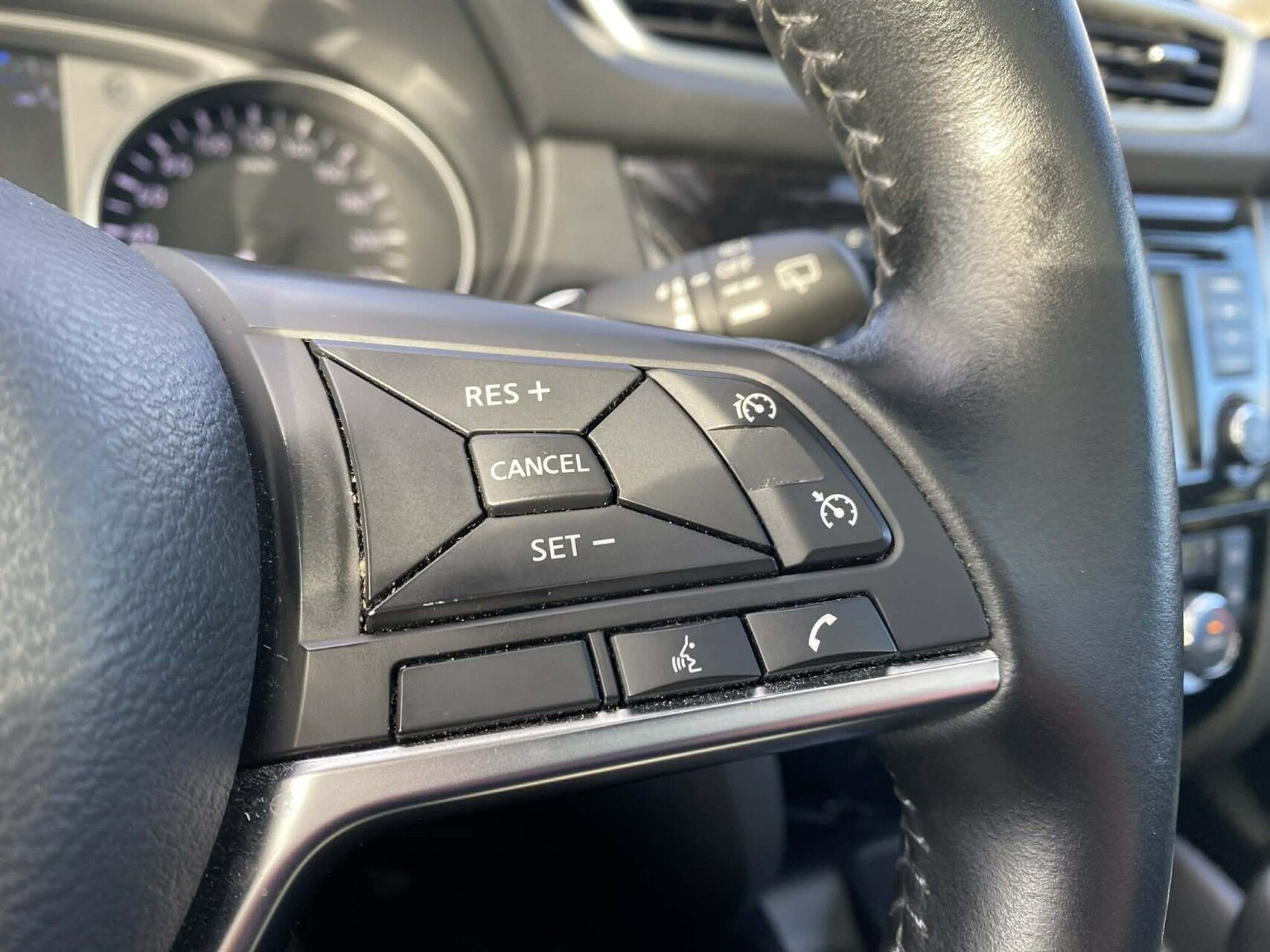 Billede af Nissan Qashqai 1,3 Dig-T Tekna+ NNC Display DCT 160HK 5d 7g Aut.