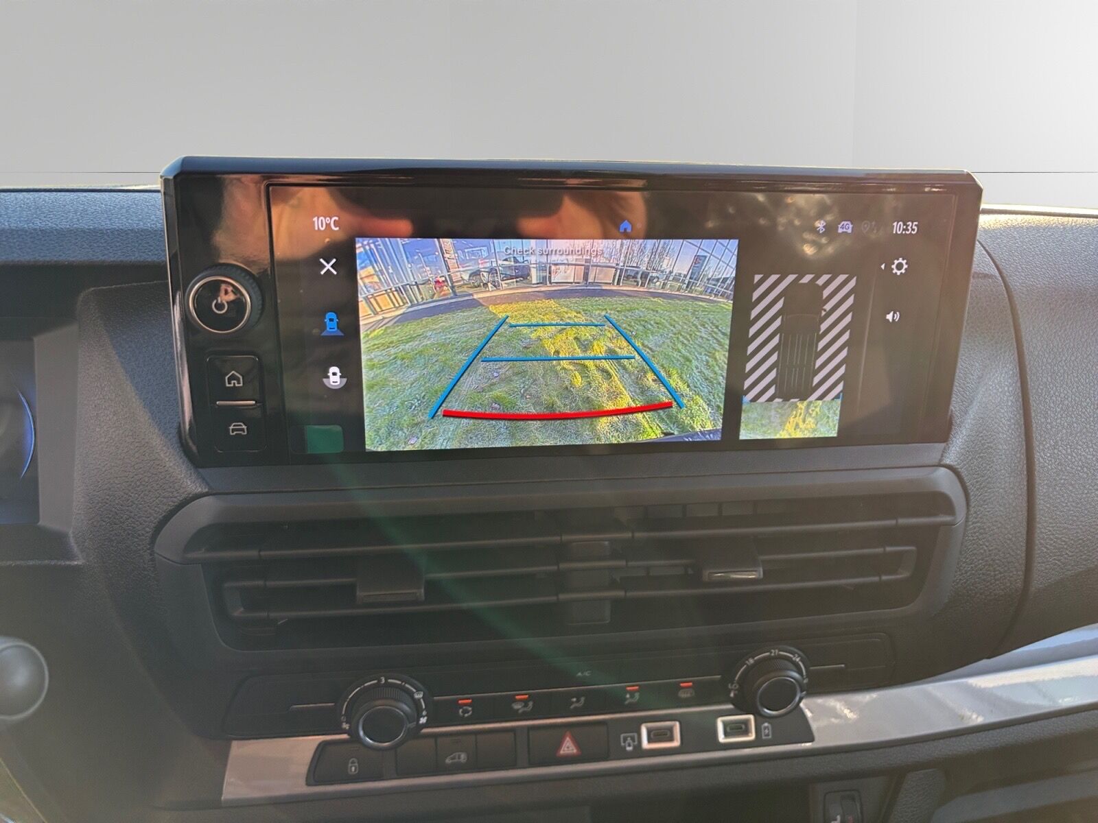 Billede af Toyota Proace Electric Long EL Comfort Master To Skydedør 136HK Van Aut.