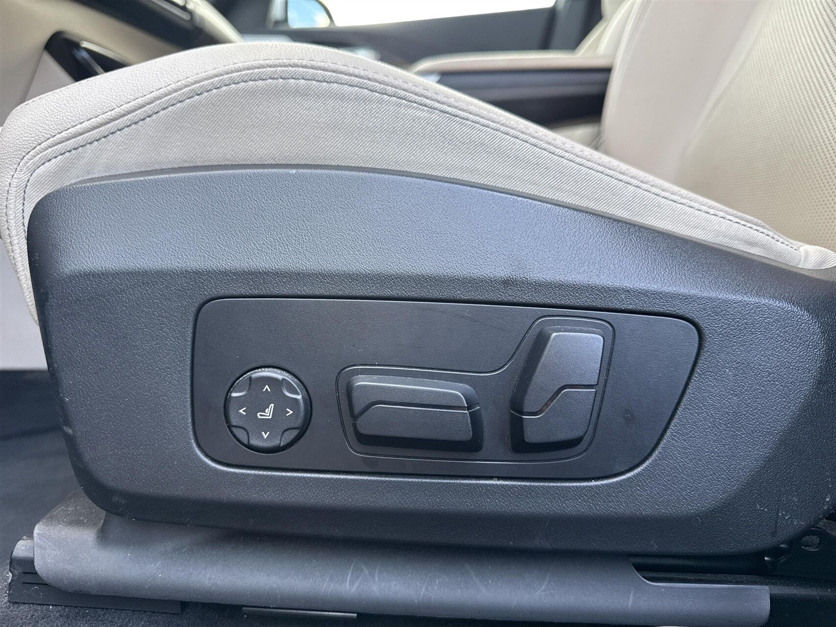 Billede af BMW iX1 xDrive30 EL xLine 4x4 313HK 5d Aut.