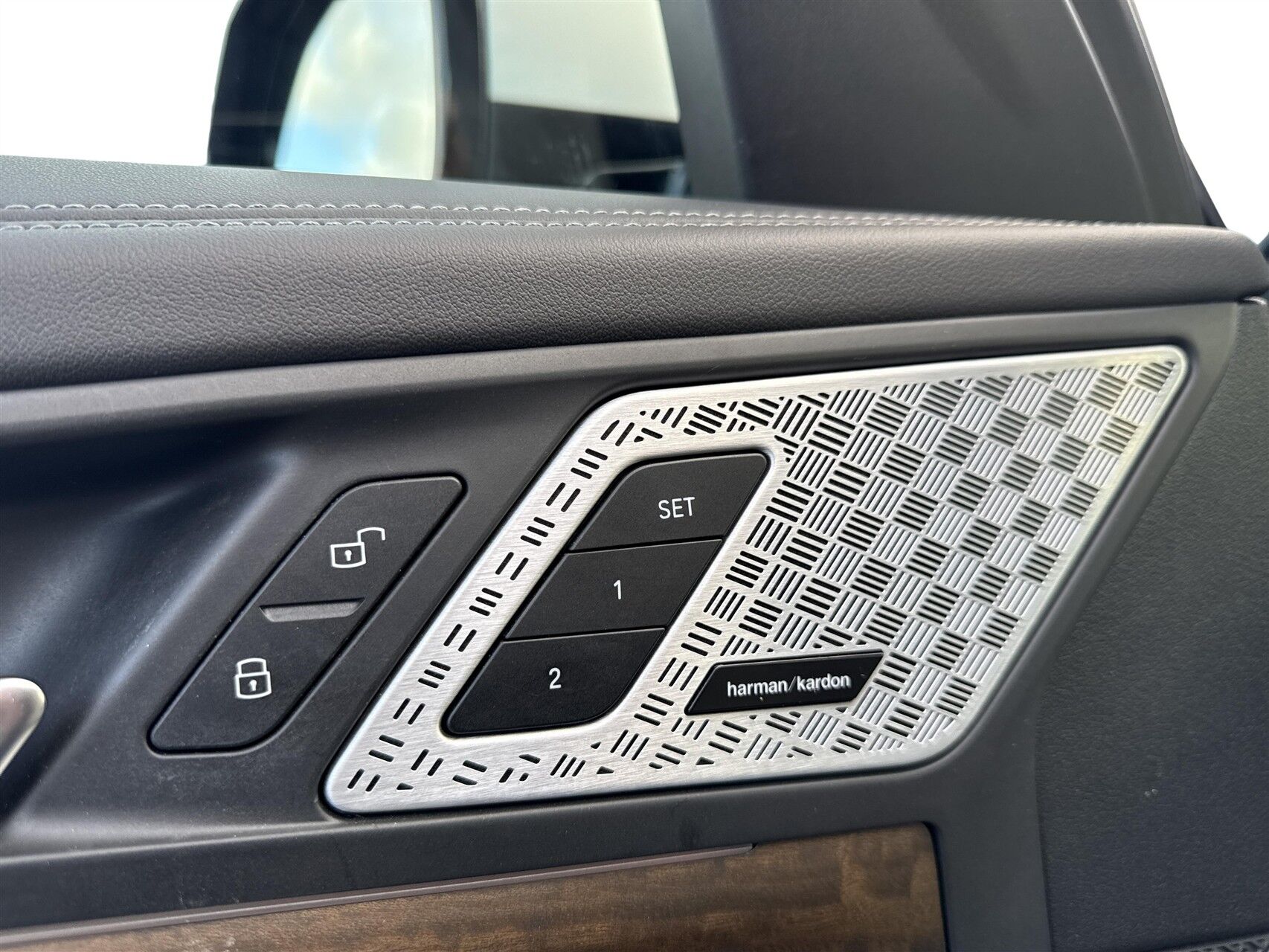 Billede af BMW iX1 xDrive30 EL xLine 4x4 313HK 5d Aut.