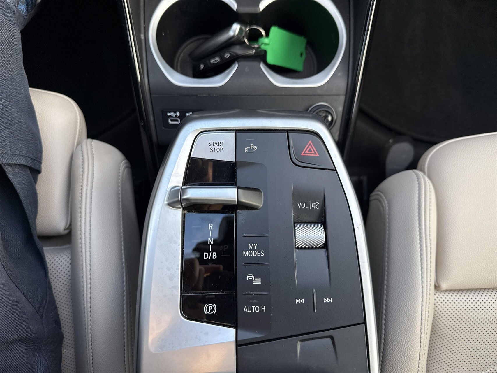 Billede af BMW iX1 xDrive30 EL xLine 4x4 313HK 5d Aut.