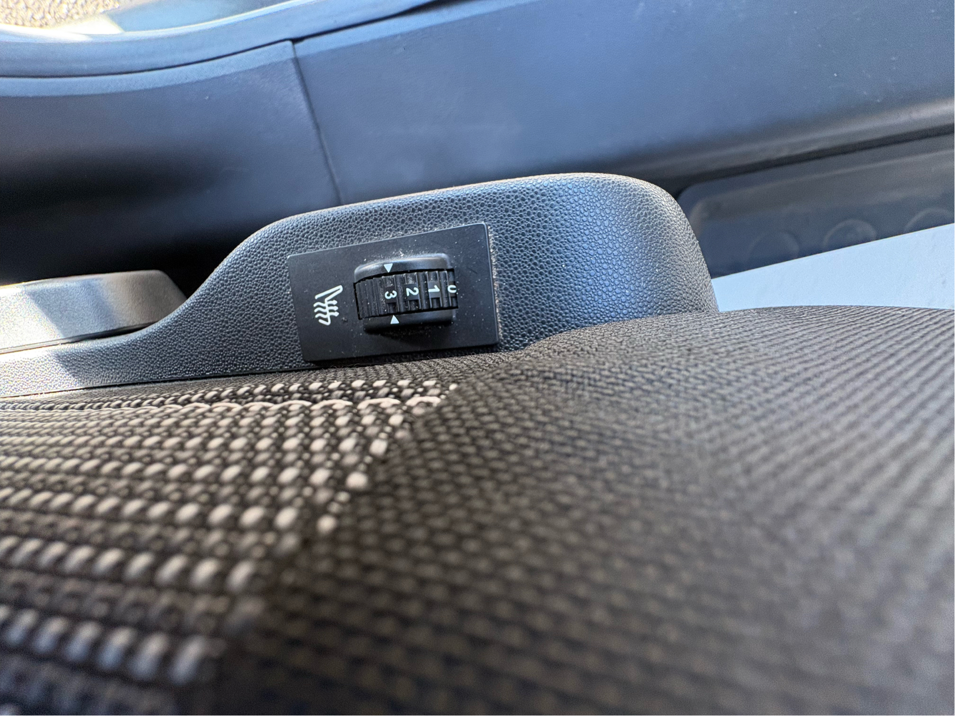 Billede af Citroën C4 Cactus 1,6 Blue HDi Shine Edition 100HK 5d