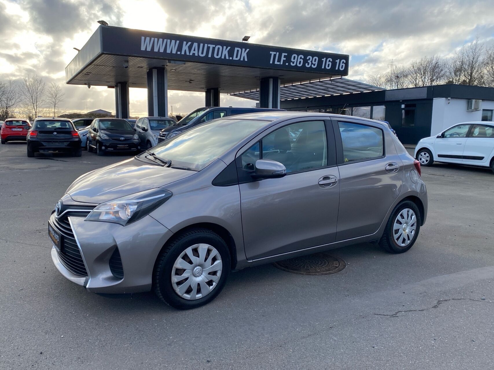 Billede af Toyota Yaris 1,3 VVT-I T2 100HK 5d 6g