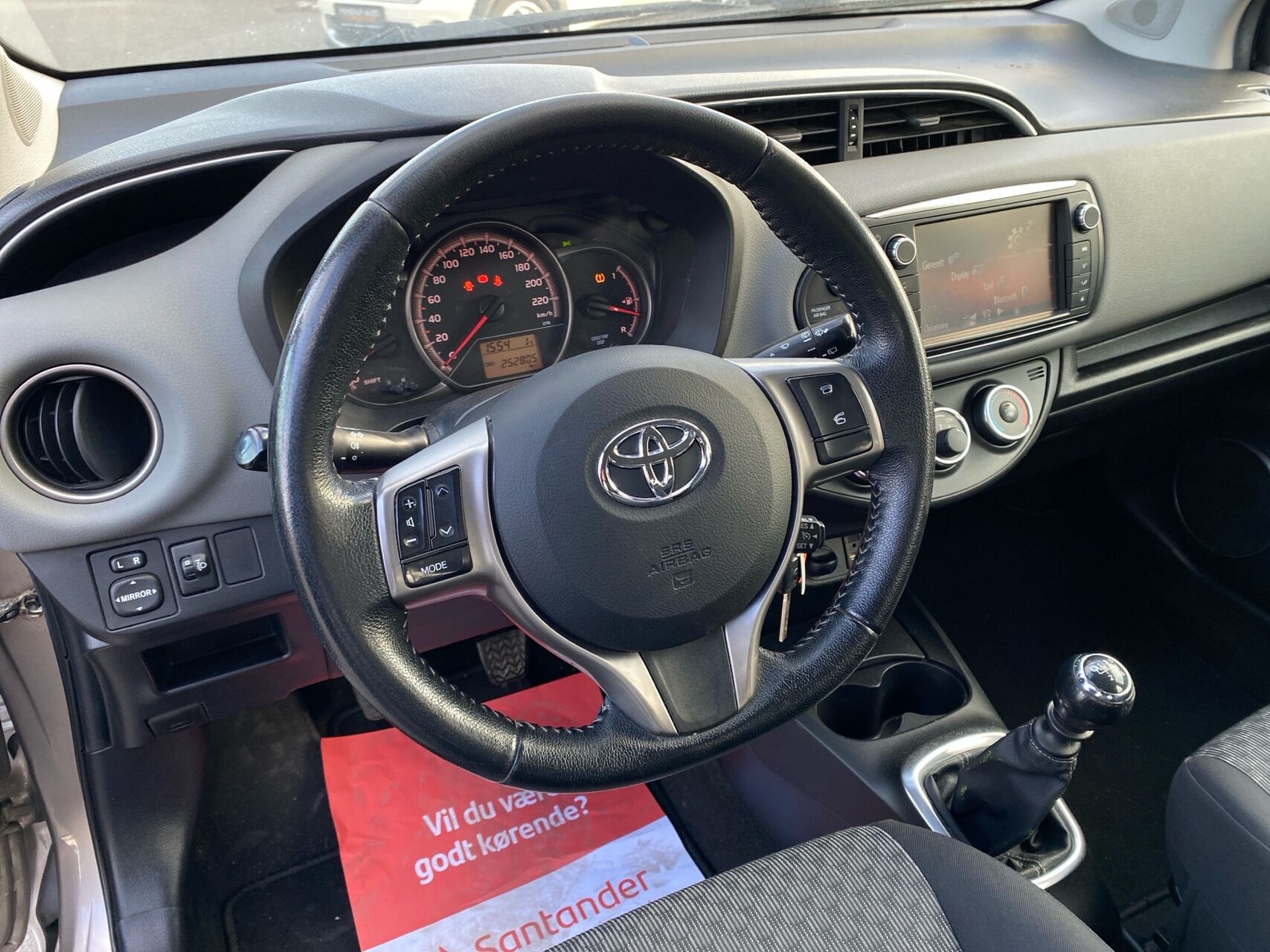 Billede af Toyota Yaris 1,3 VVT-I T2 100HK 5d 6g