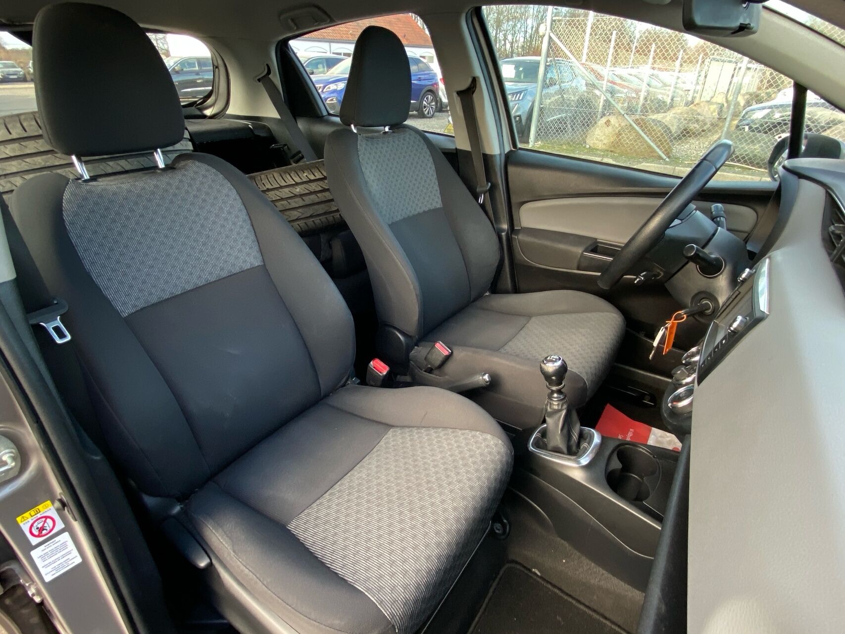 Billede af Toyota Yaris 1,3 VVT-I T2 100HK 5d 6g