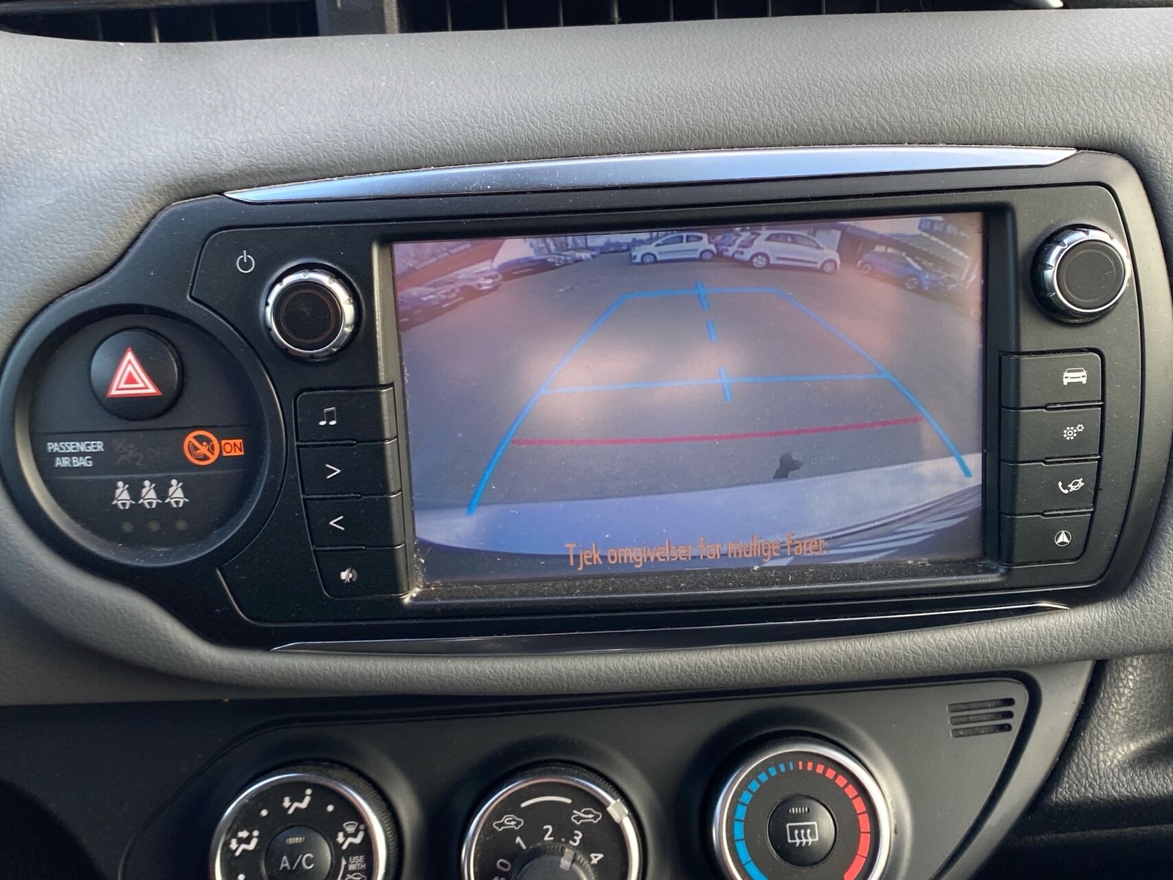 Billede af Toyota Yaris 1,3 VVT-I T2 100HK 5d 6g